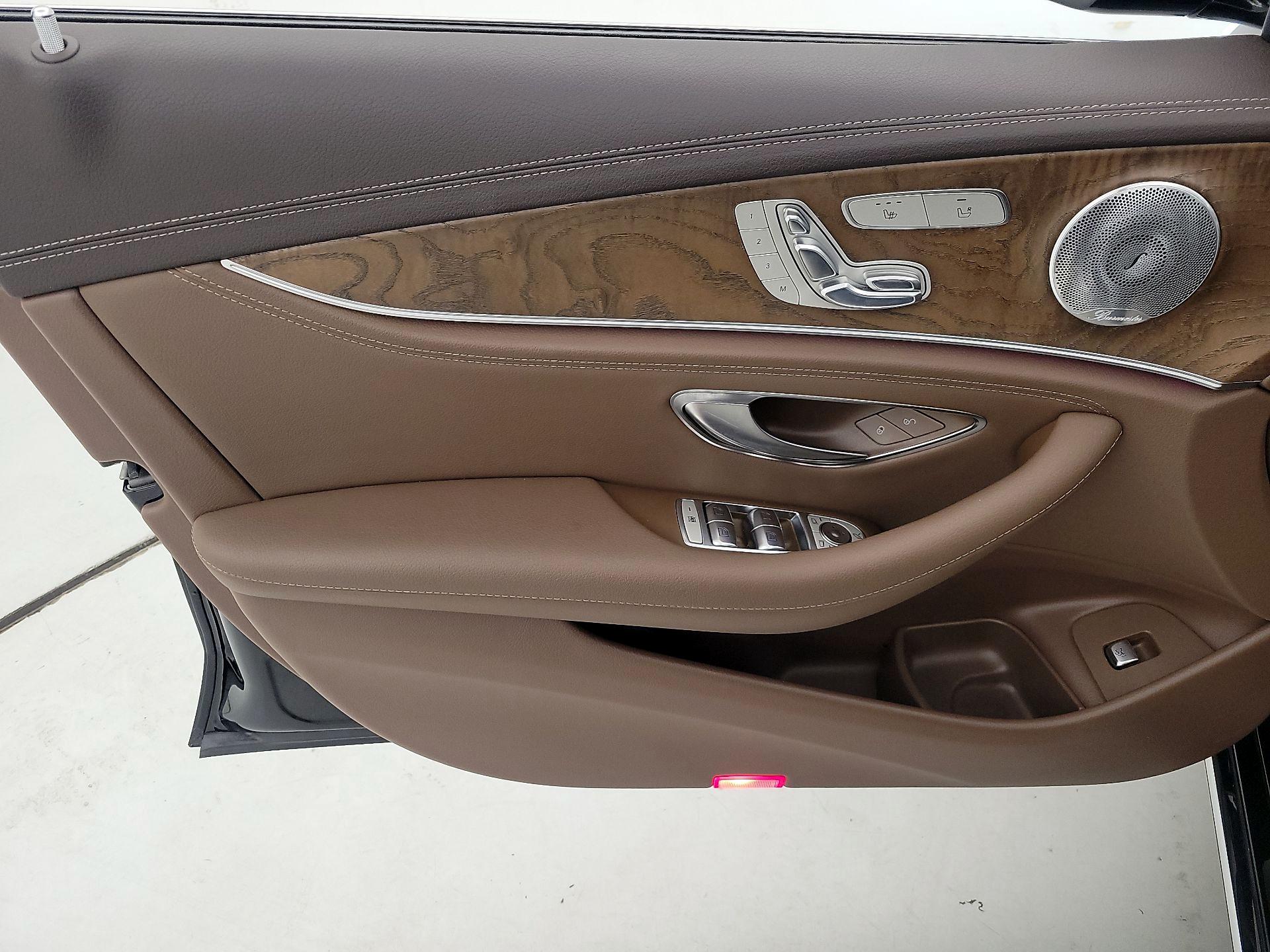 Thumbnail: 2018 Mercedes-Benz E-Class - 12