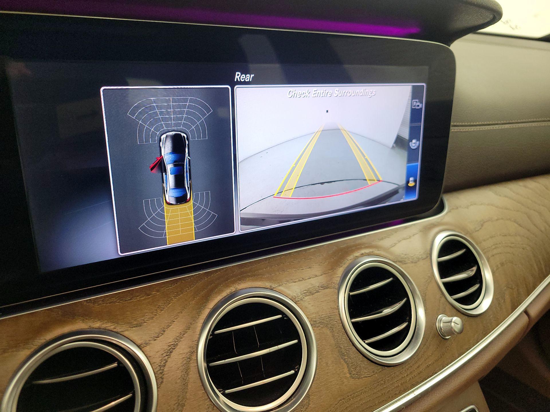 Thumbnail: 2018 Mercedes-Benz E-Class - 14
