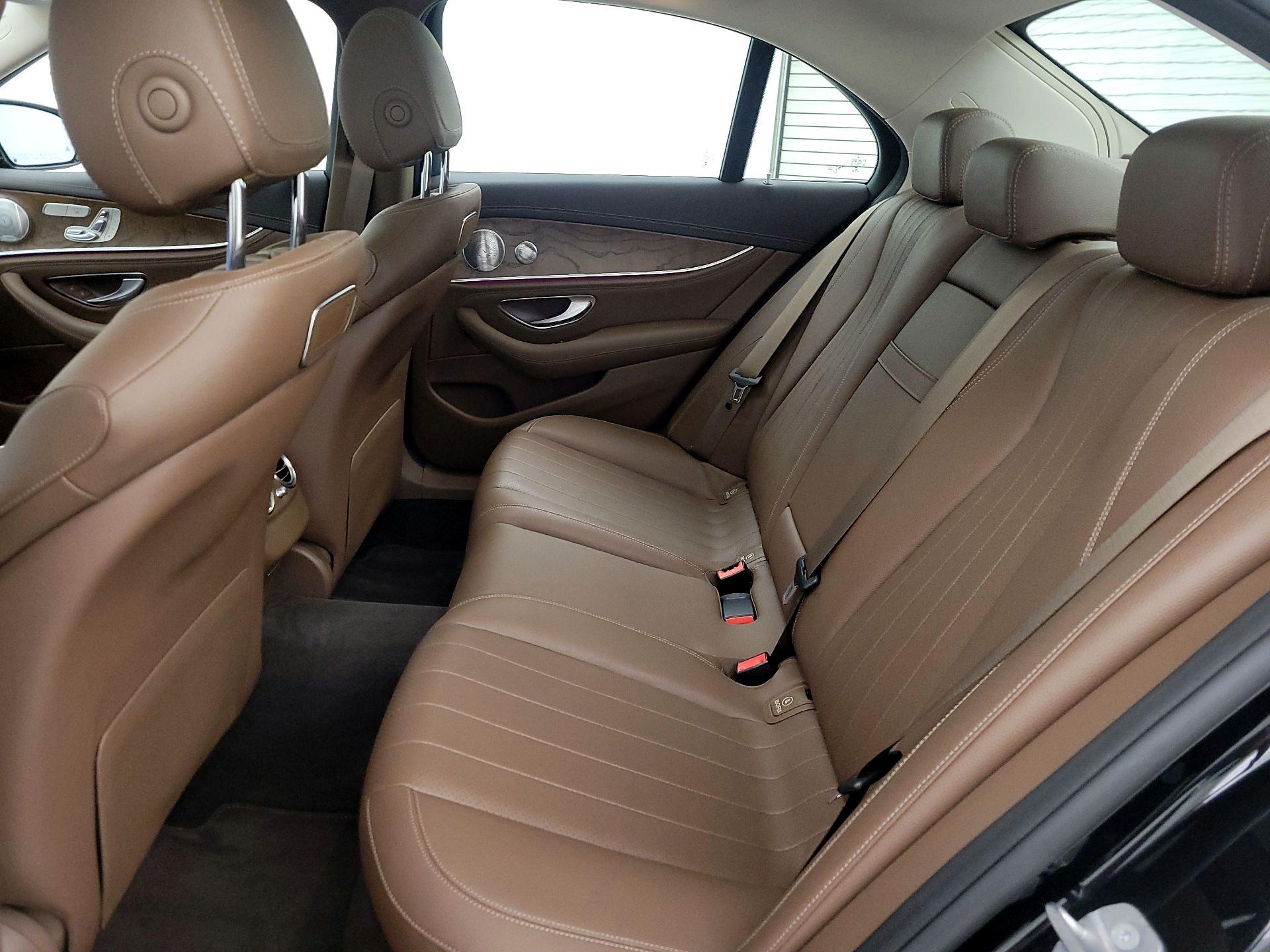 Thumbnail: 2018 Mercedes-Benz E-Class - 20