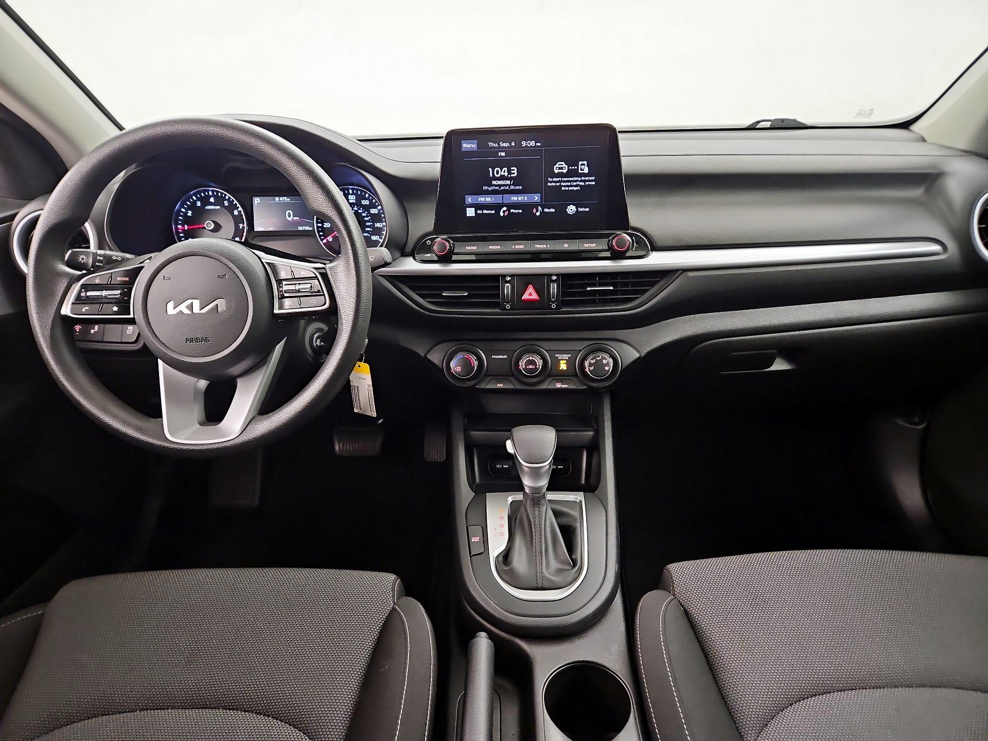 Thumbnail: 2023 Kia Forte - 9