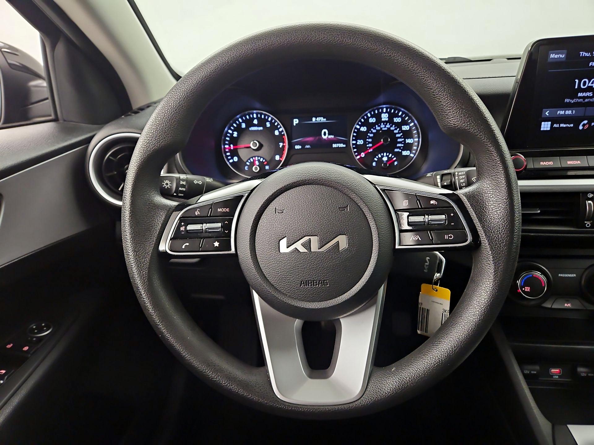 Thumbnail: 2023 Kia Forte - 10