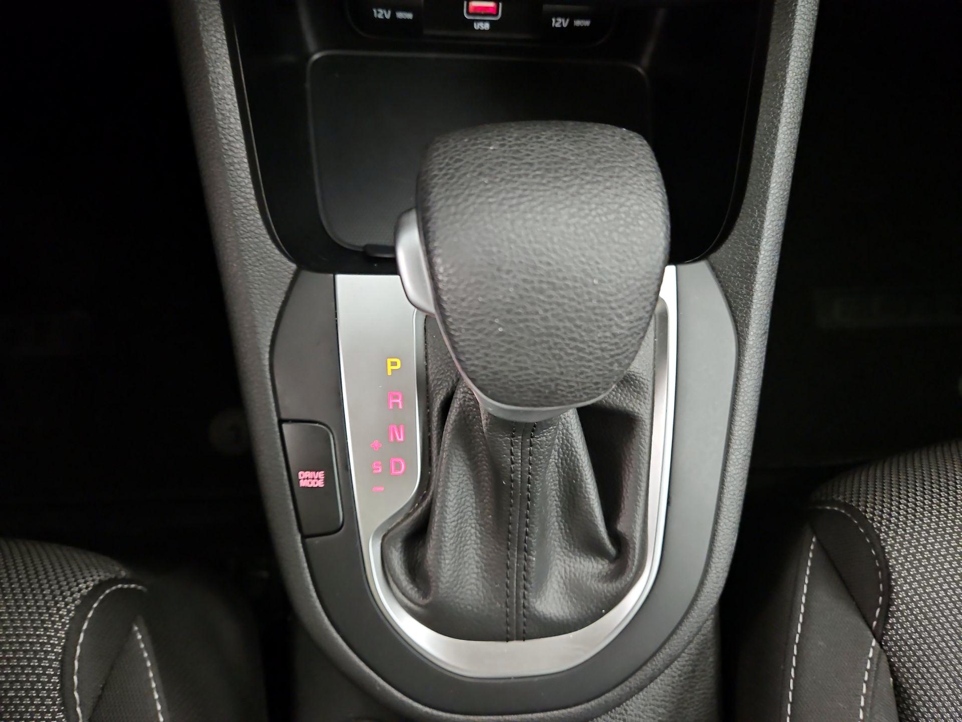 Thumbnail: 2023 Kia Forte - 17