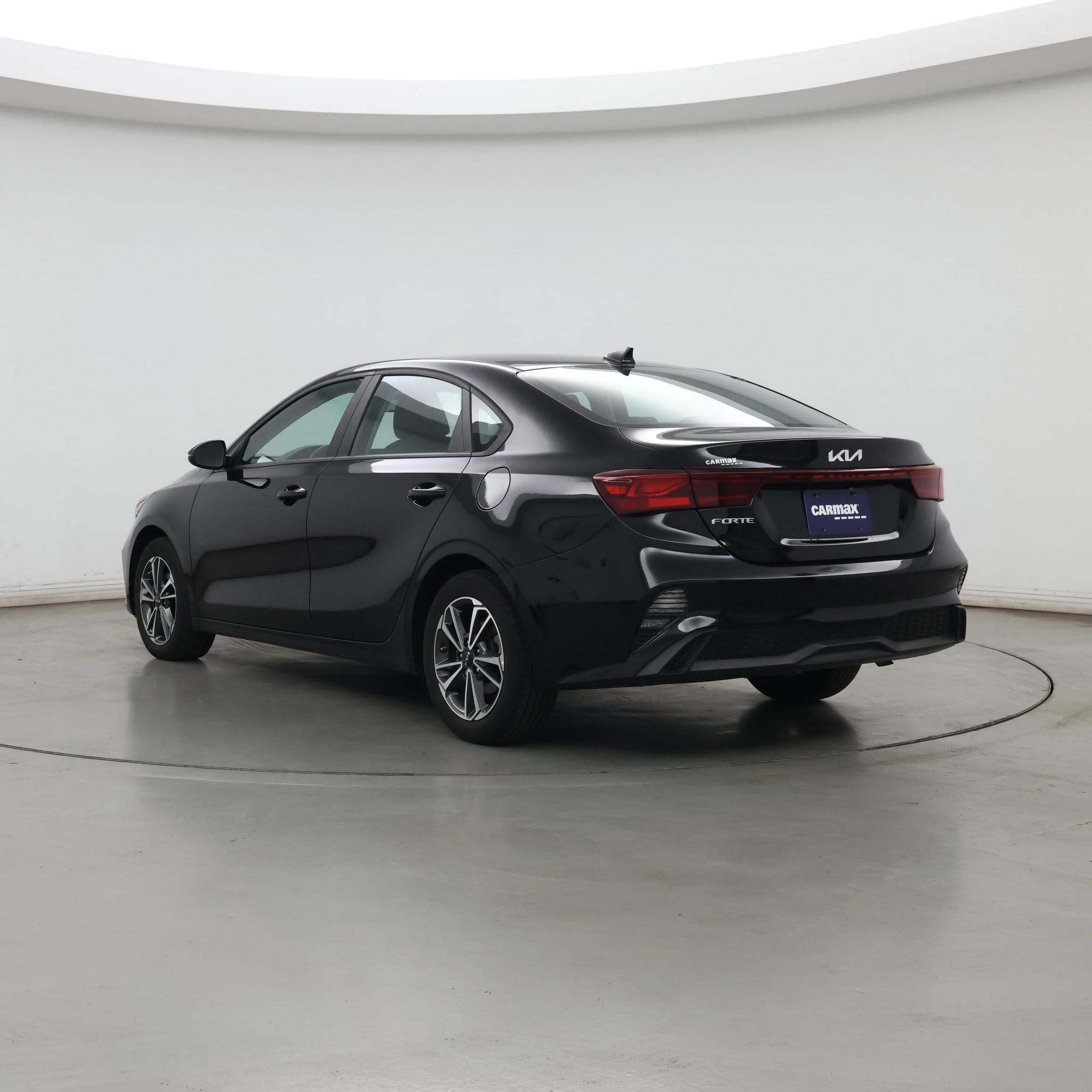 Thumbnail: 2023 Kia Forte - 2