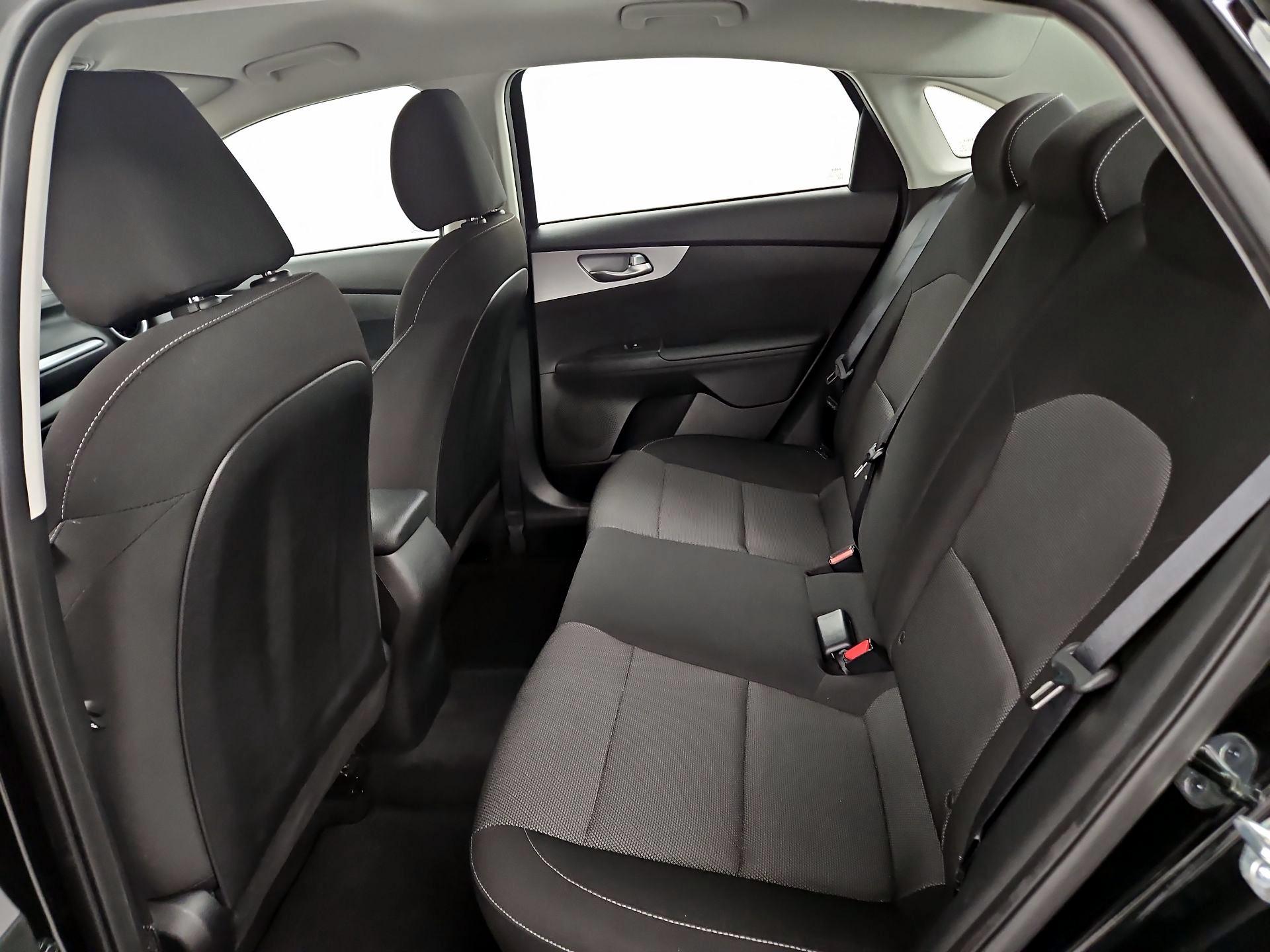 Thumbnail: 2023 Kia Forte - 19