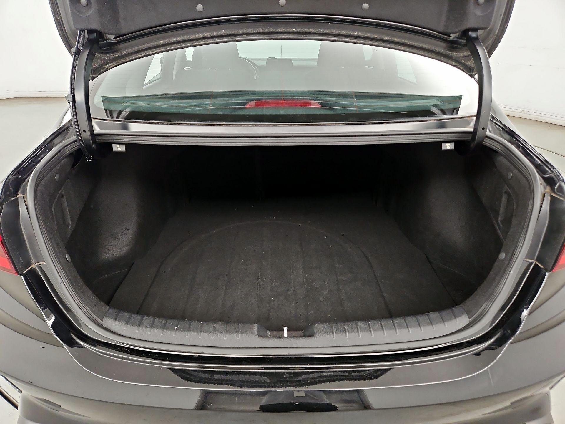 Thumbnail: 2023 Kia Forte - 20