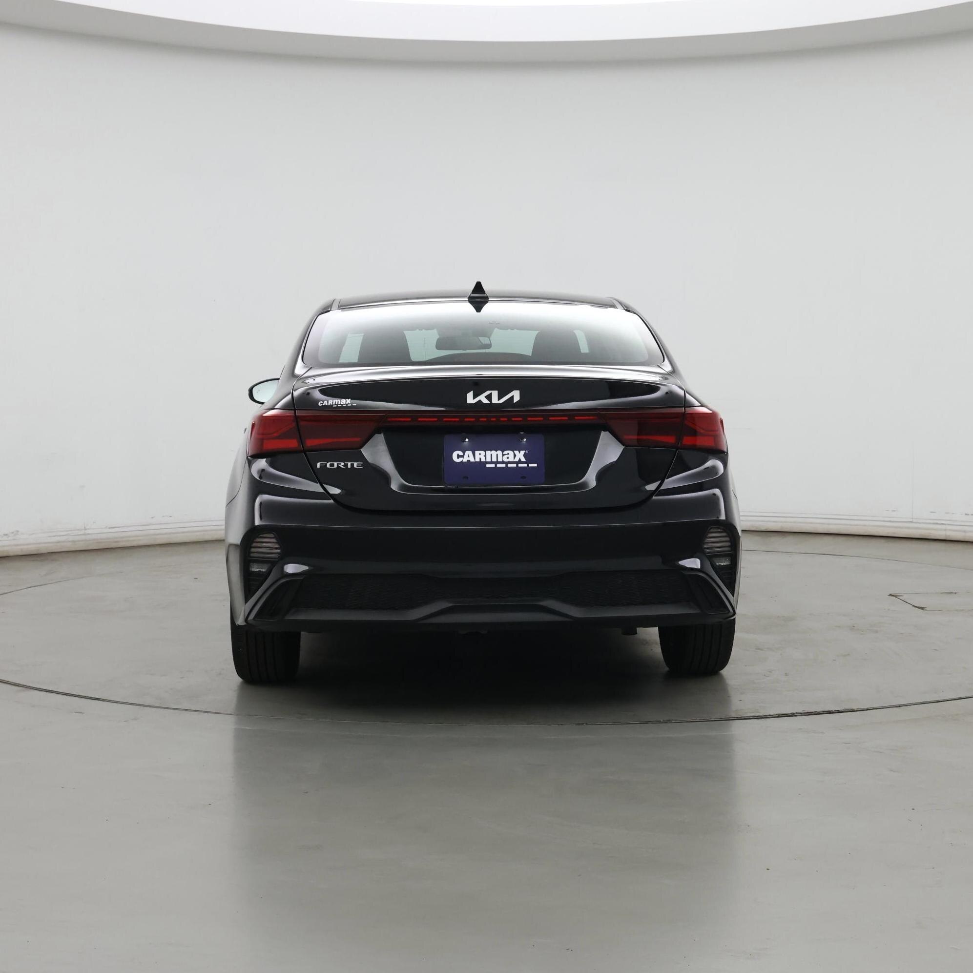 Thumbnail: 2023 Kia Forte - 6