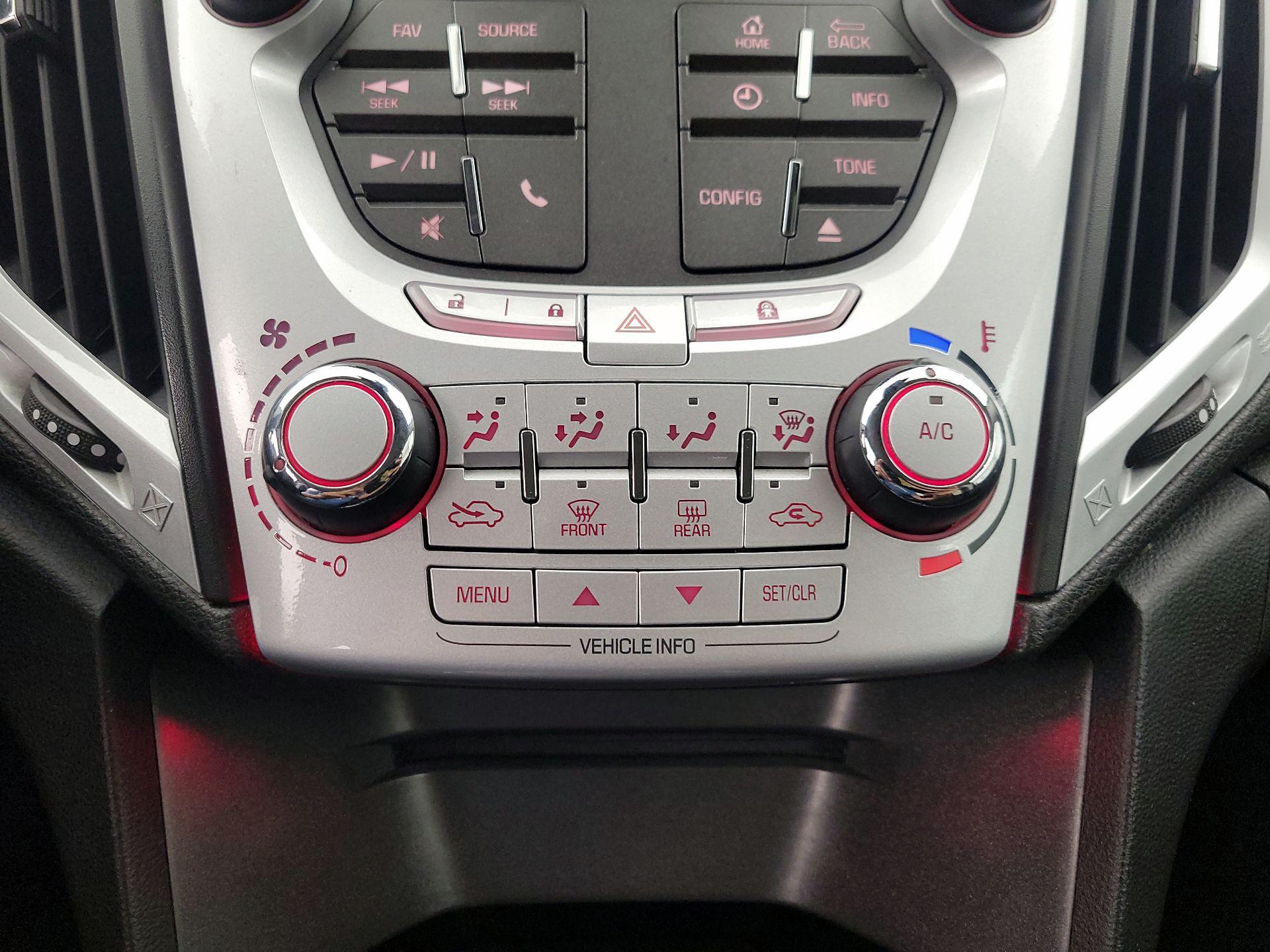 Thumbnail: 2015 GMC Terrain - 15