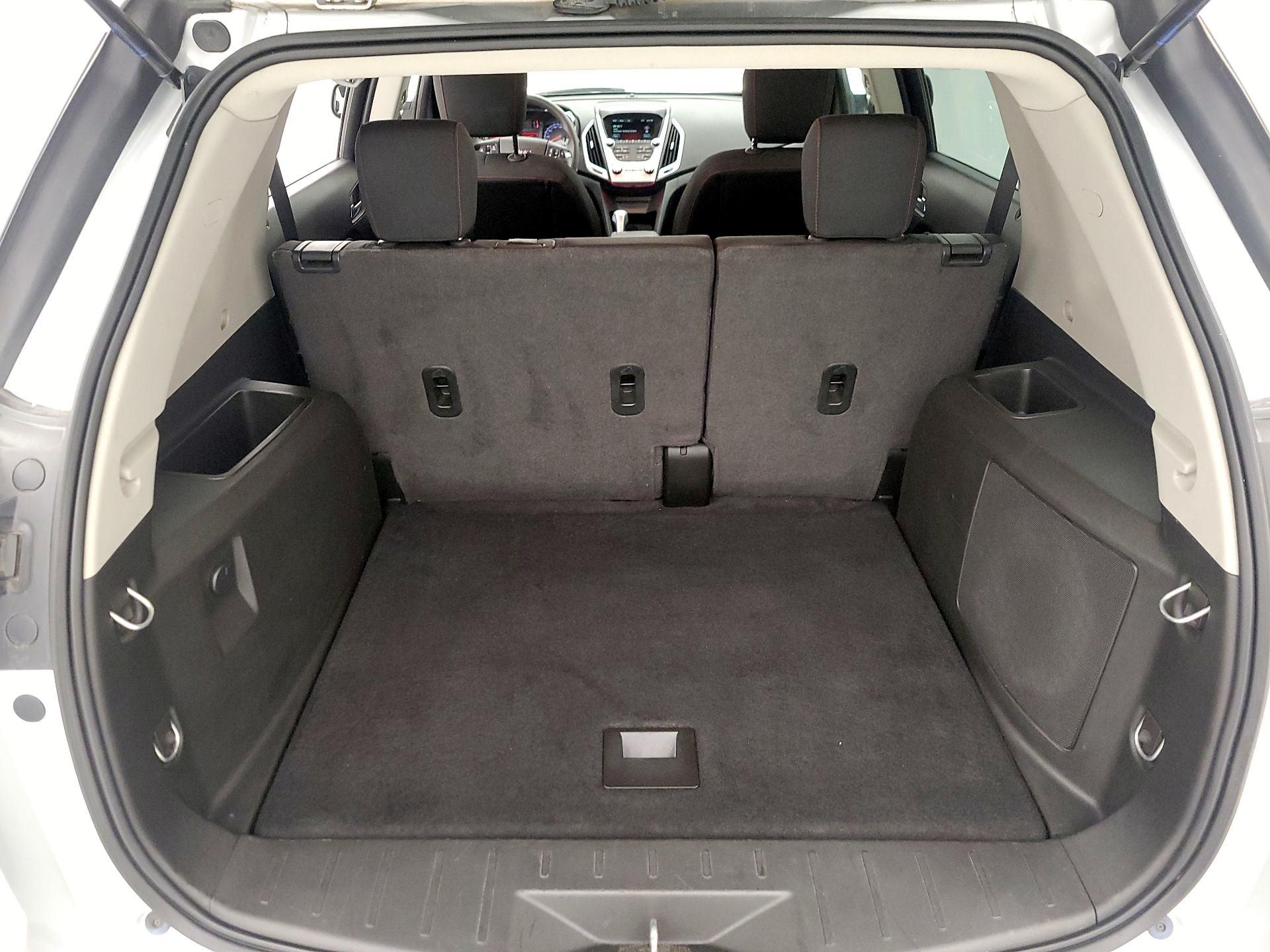 Thumbnail: 2015 GMC Terrain - 19