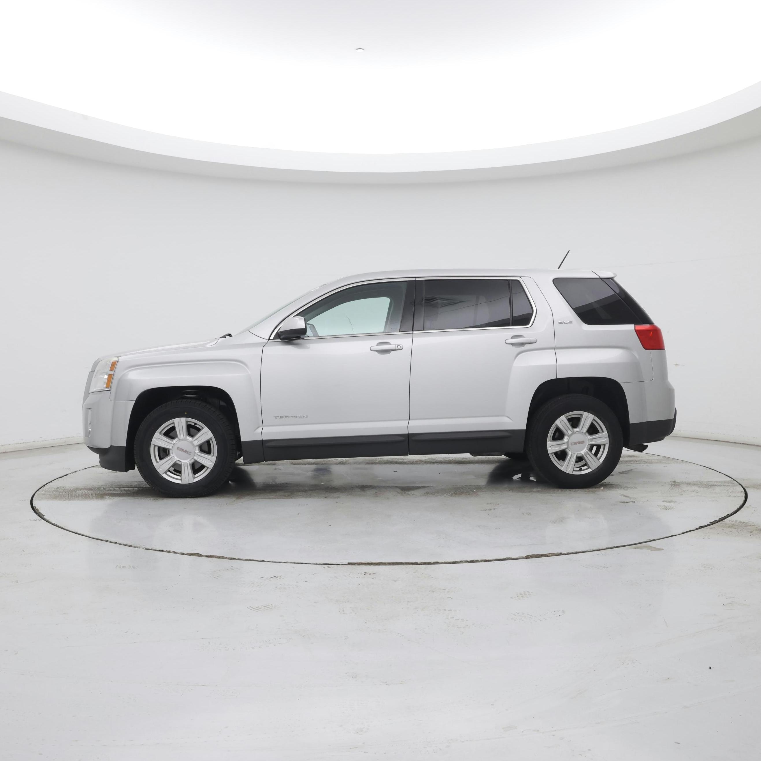Thumbnail: 2015 GMC Terrain - 3