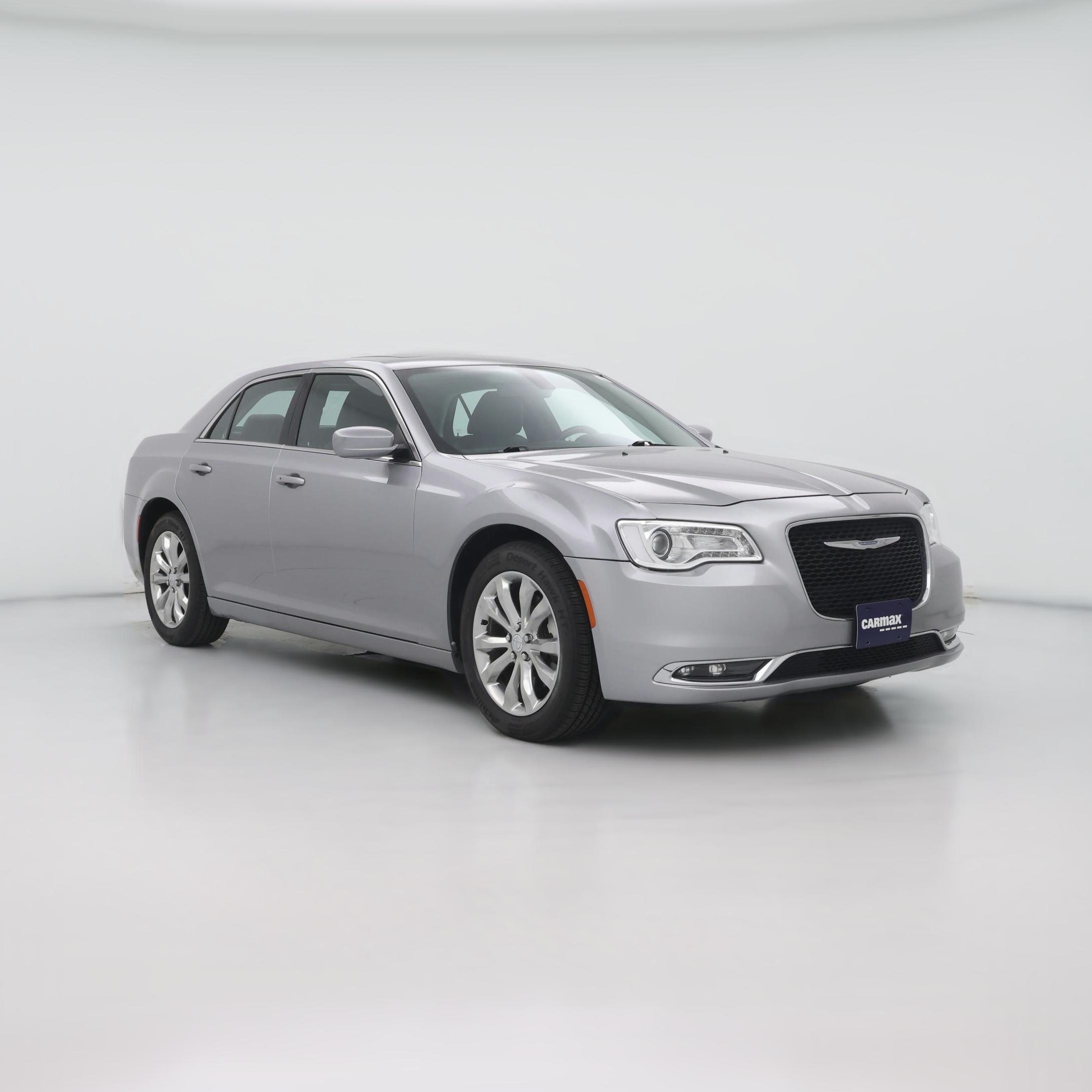 Thumbnail: 2017 Chrysler 300 - 1