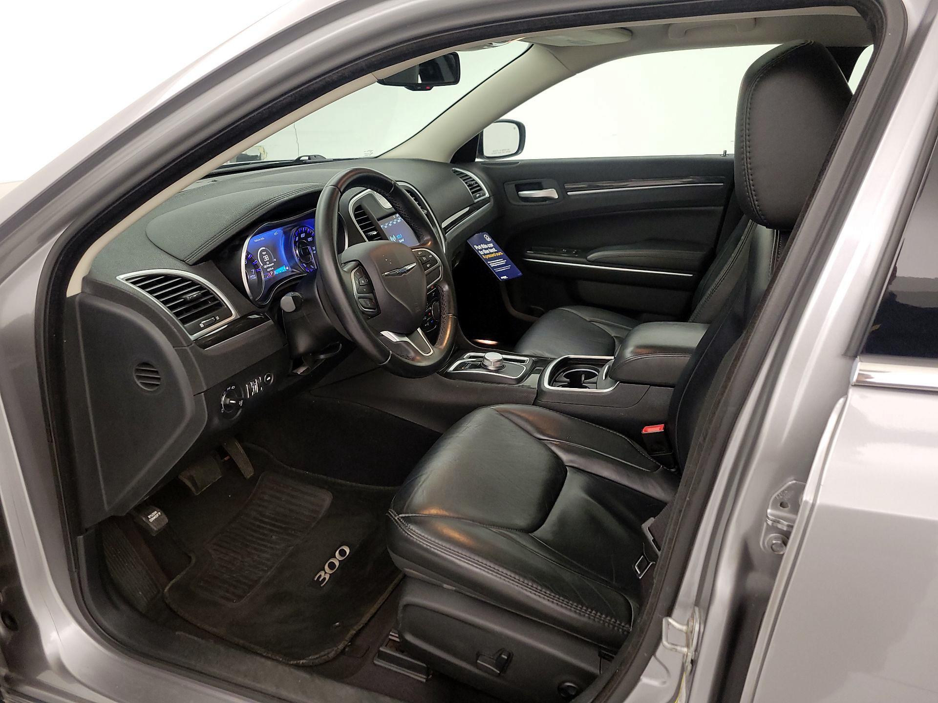 Thumbnail: 2017 Chrysler 300 - 11