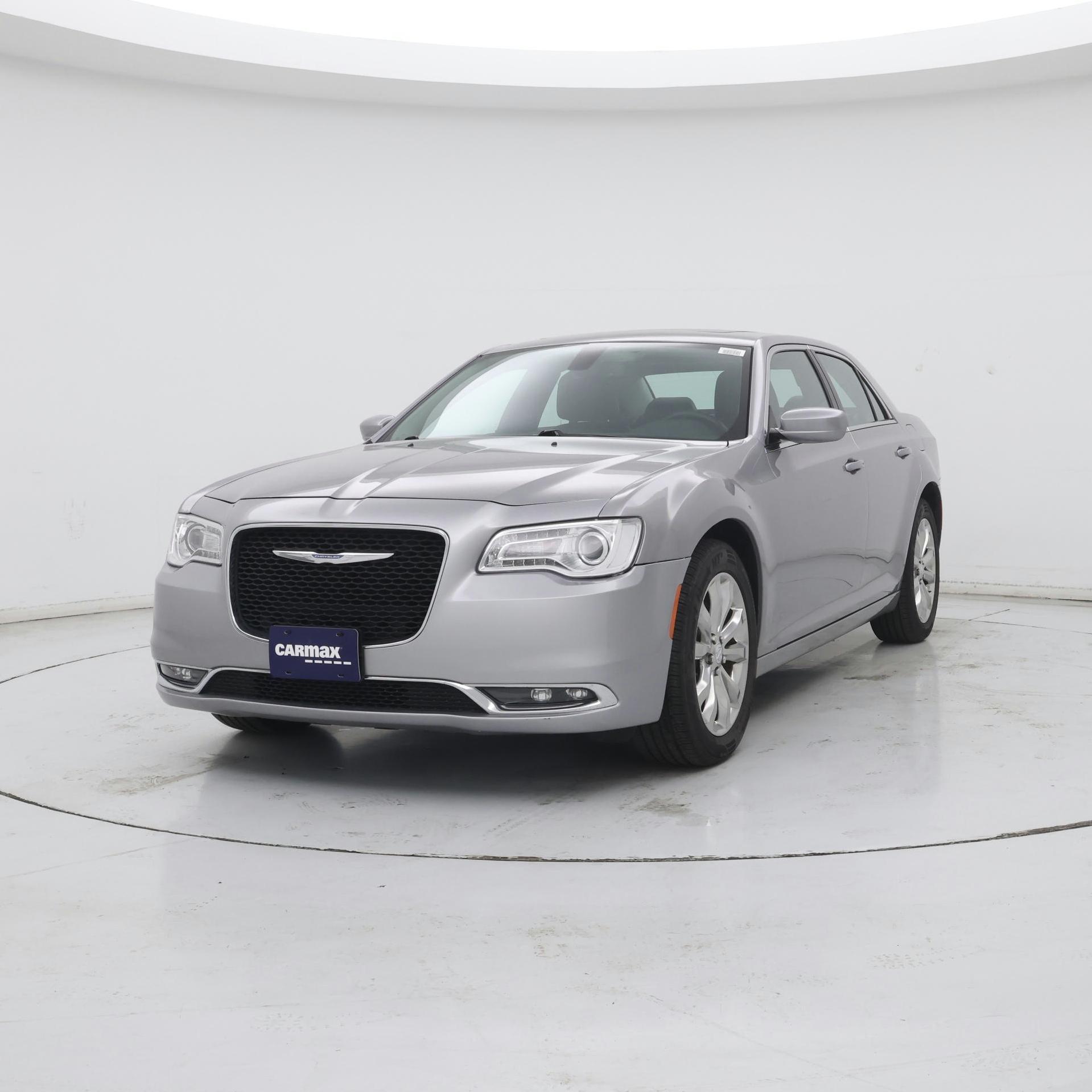 Thumbnail: 2017 Chrysler 300 - 4