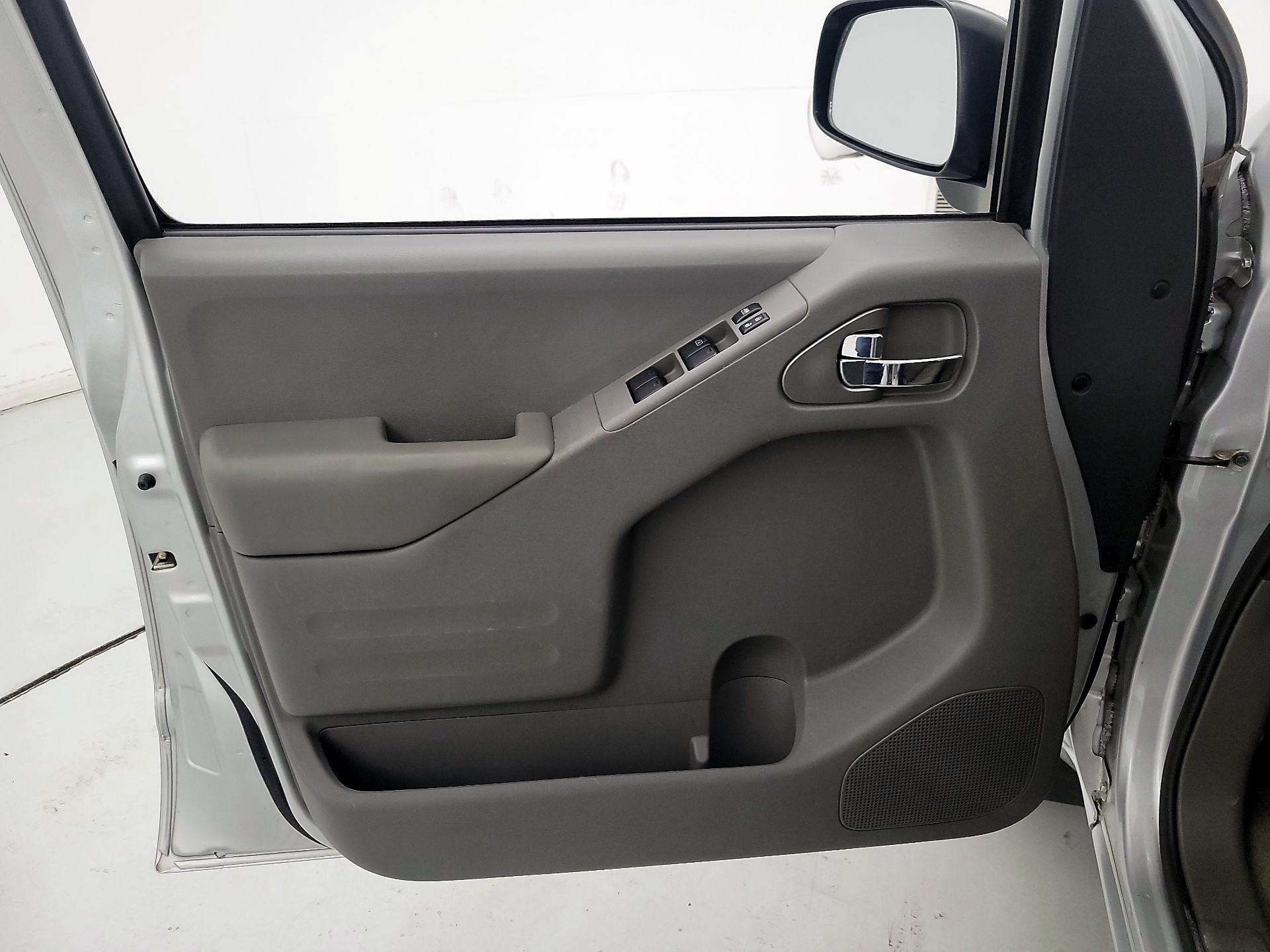 Thumbnail: 2018 Nissan Frontier - 12