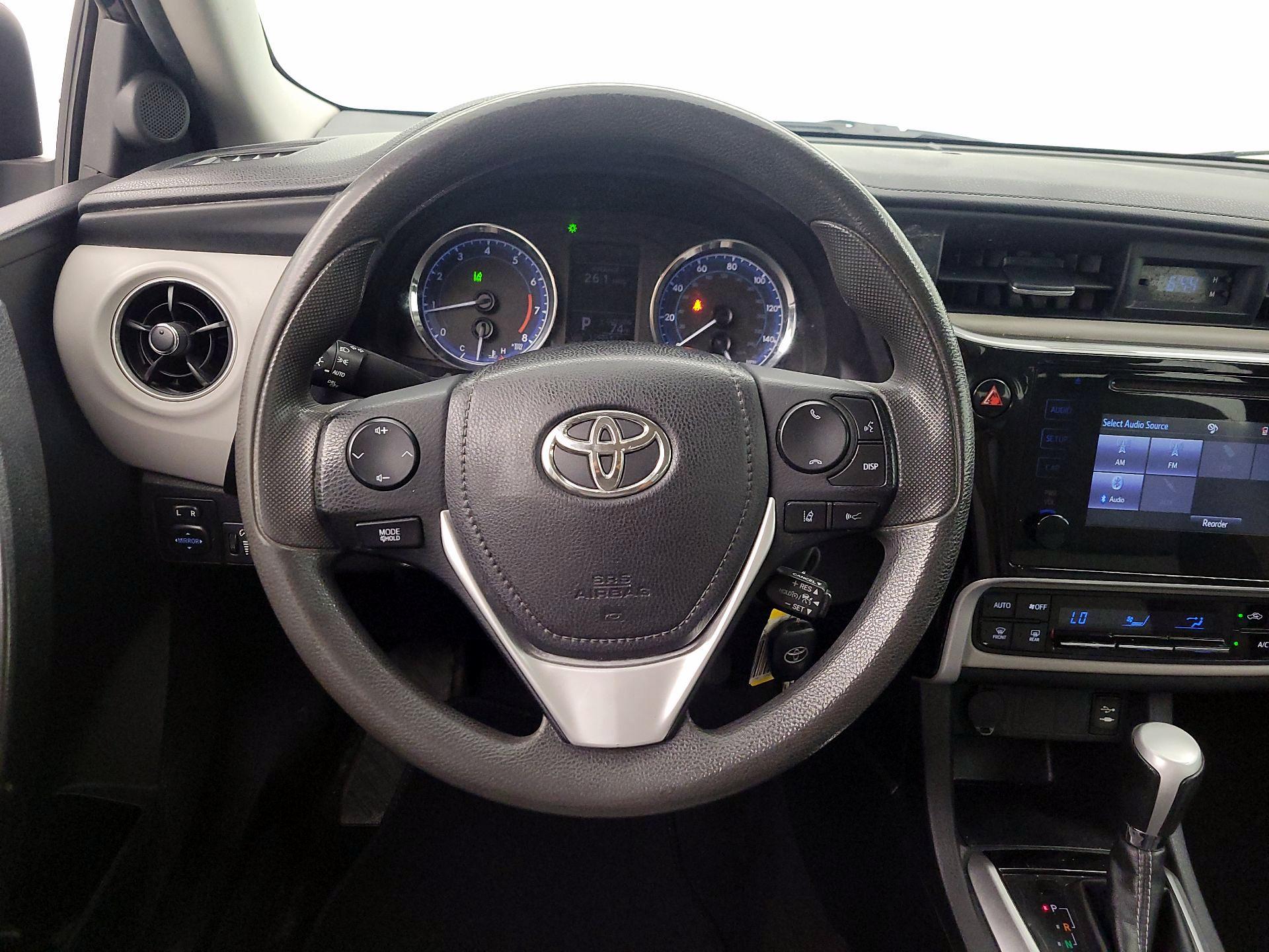 Thumbnail: 2019 Toyota Corolla - 10