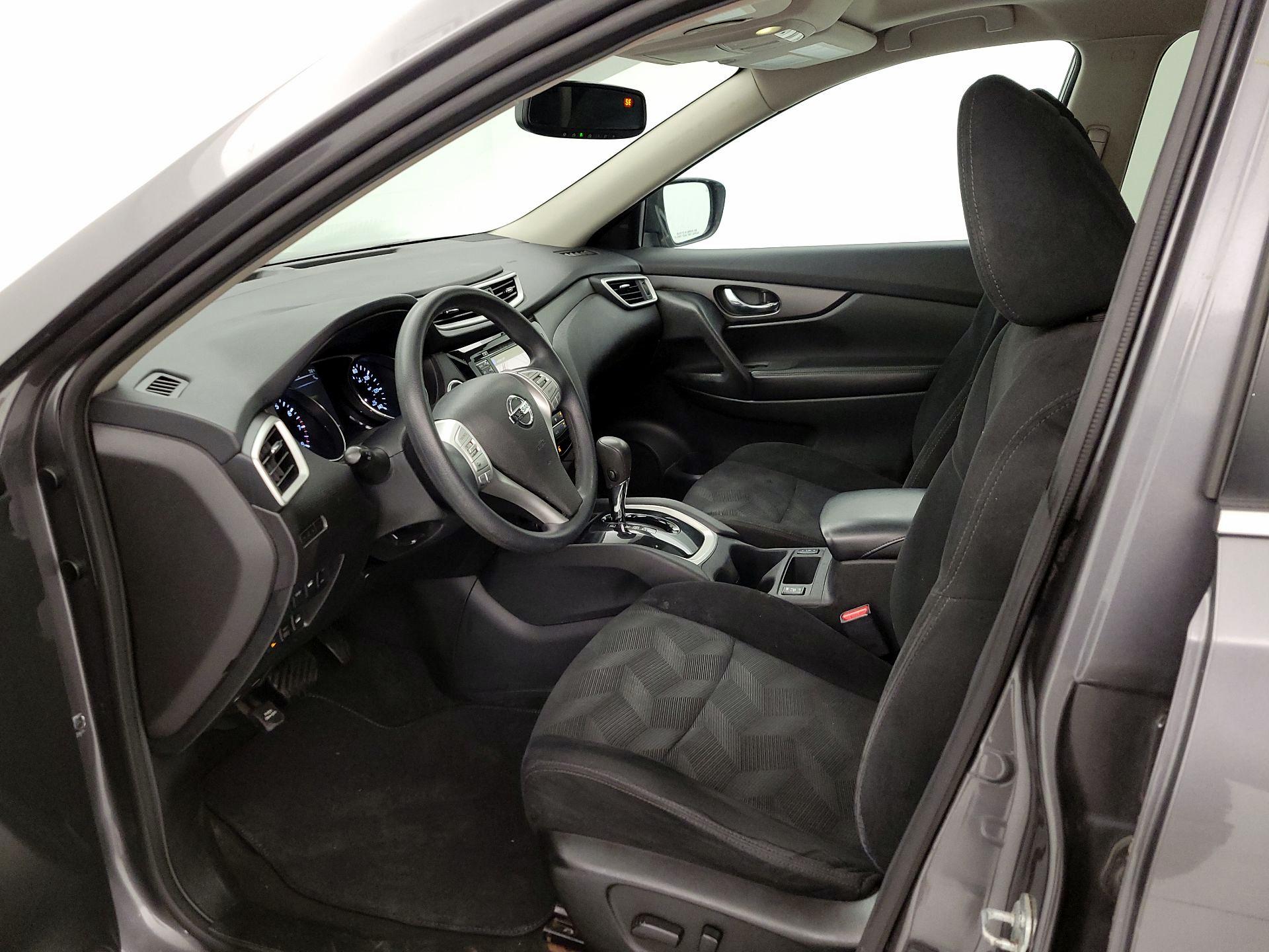 Thumbnail: 2016 Nissan Rogue - 11