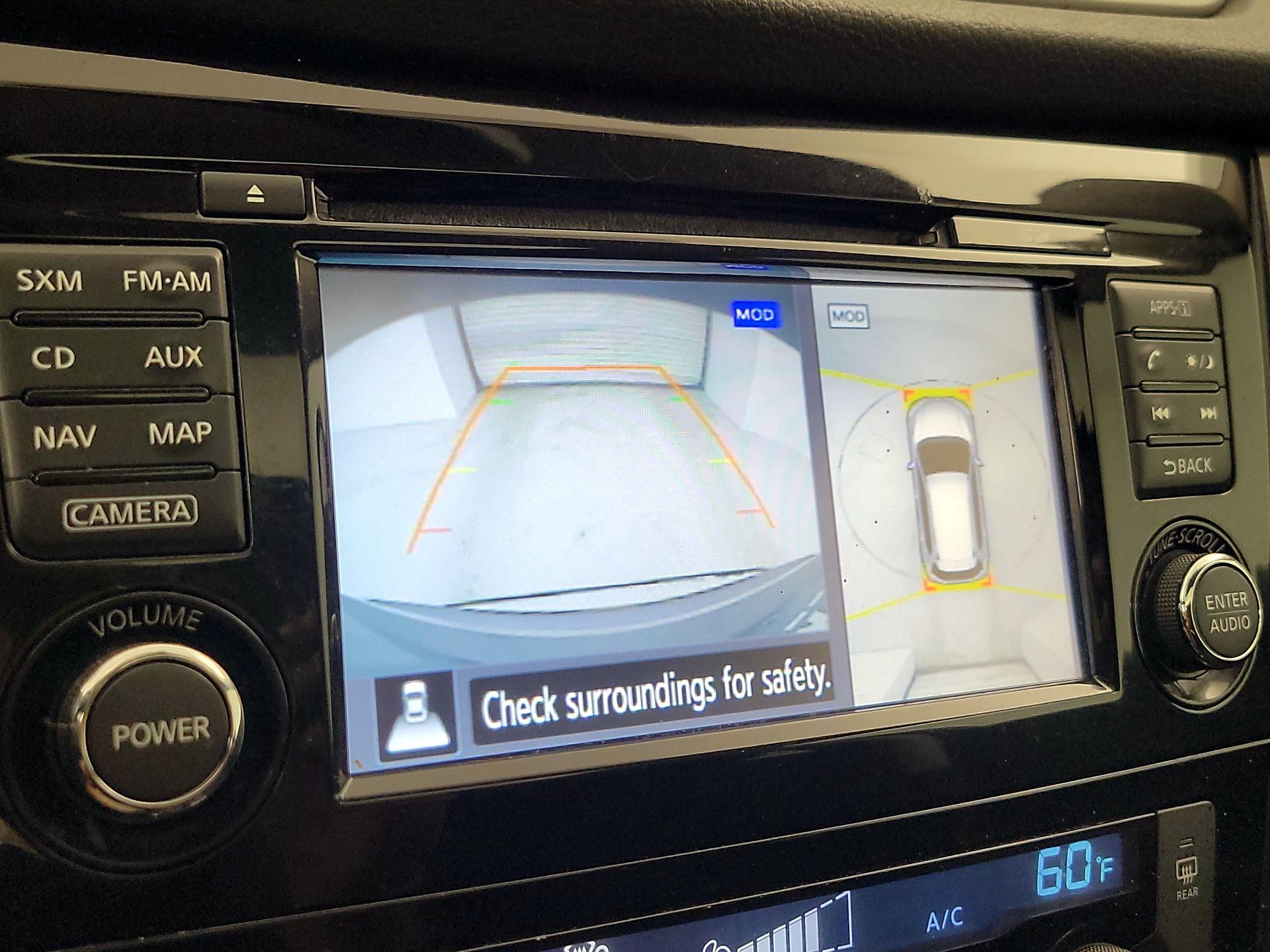 Thumbnail: 2016 Nissan Rogue - 15