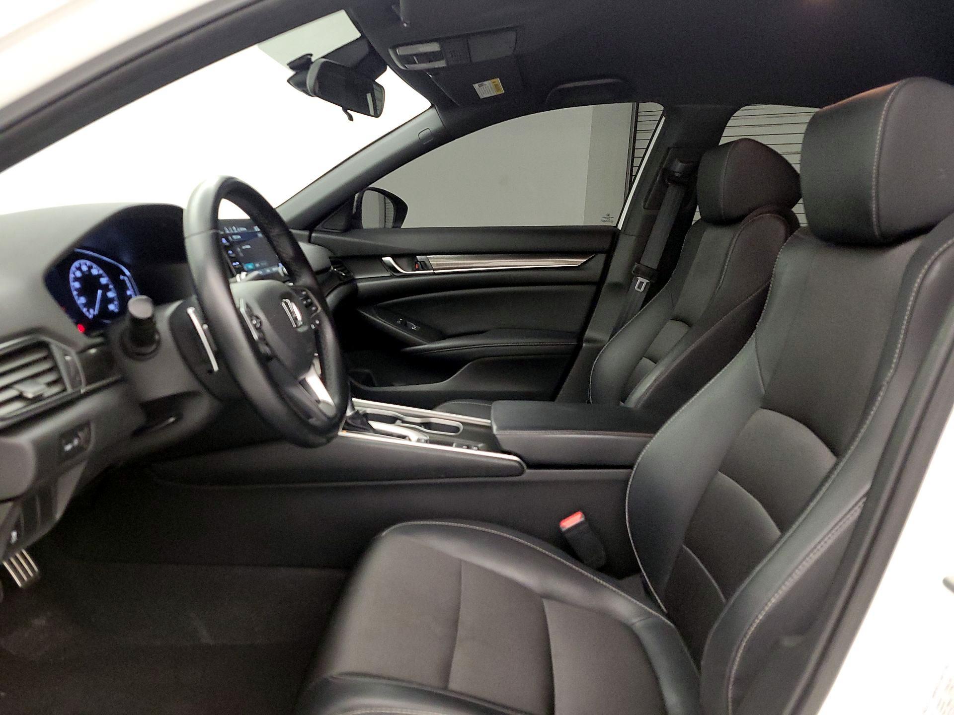 Thumbnail: 2018 Honda Accord - 11