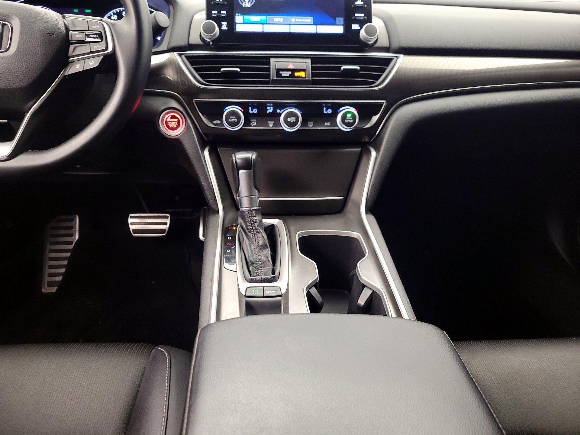 Thumbnail: 2018 Honda Accord - 17