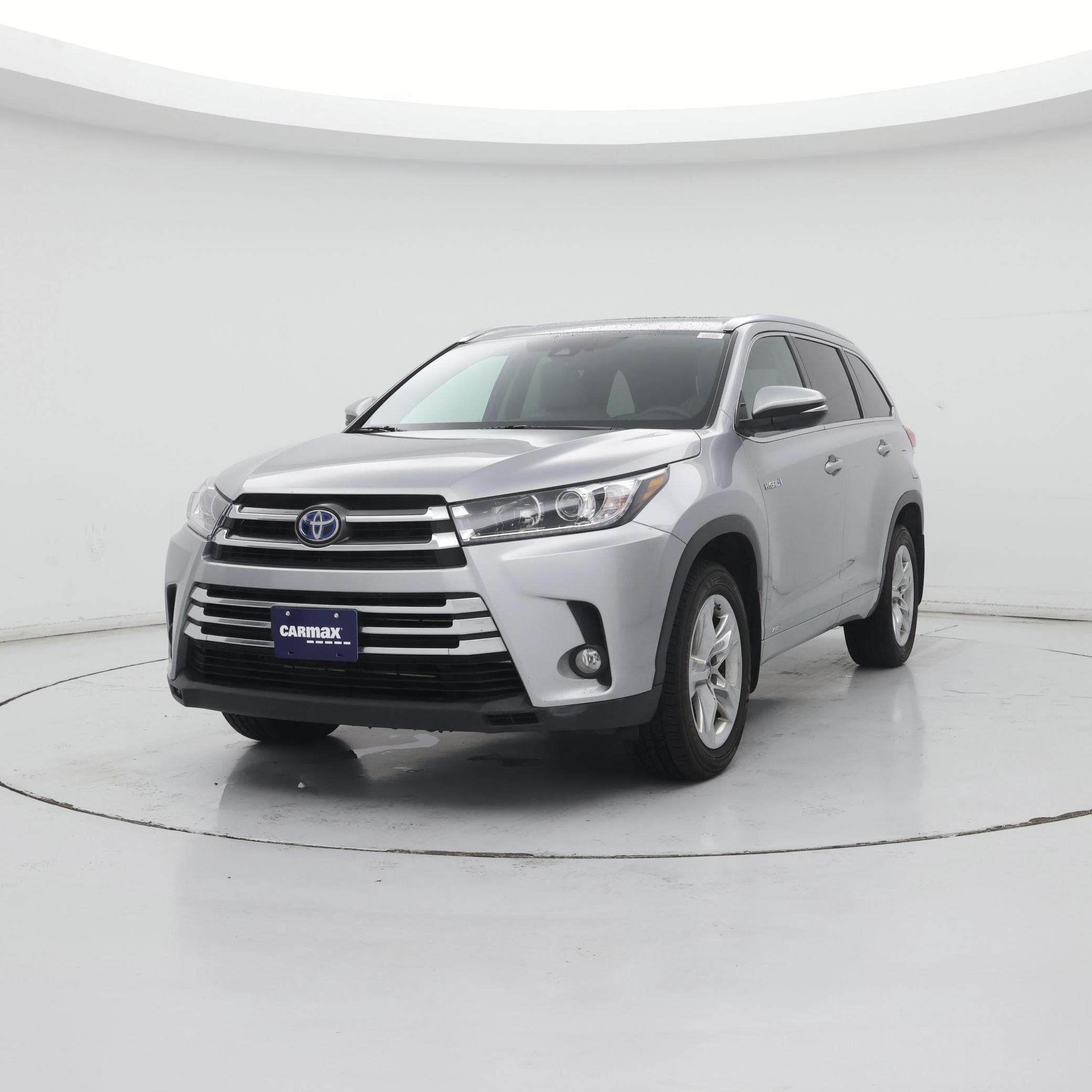 Thumbnail: 2017 Toyota Highlander - 4