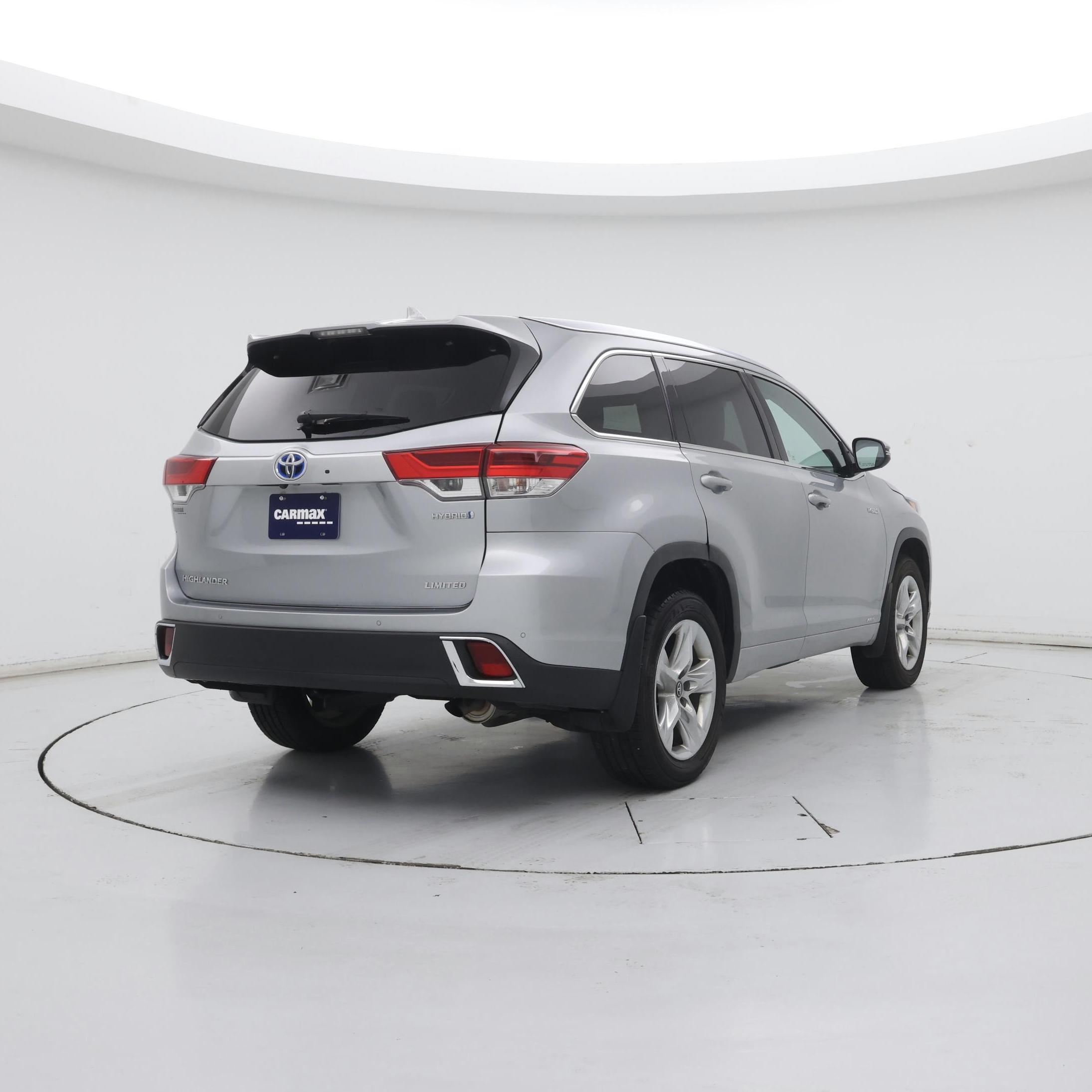 Thumbnail: 2017 Toyota Highlander - 8