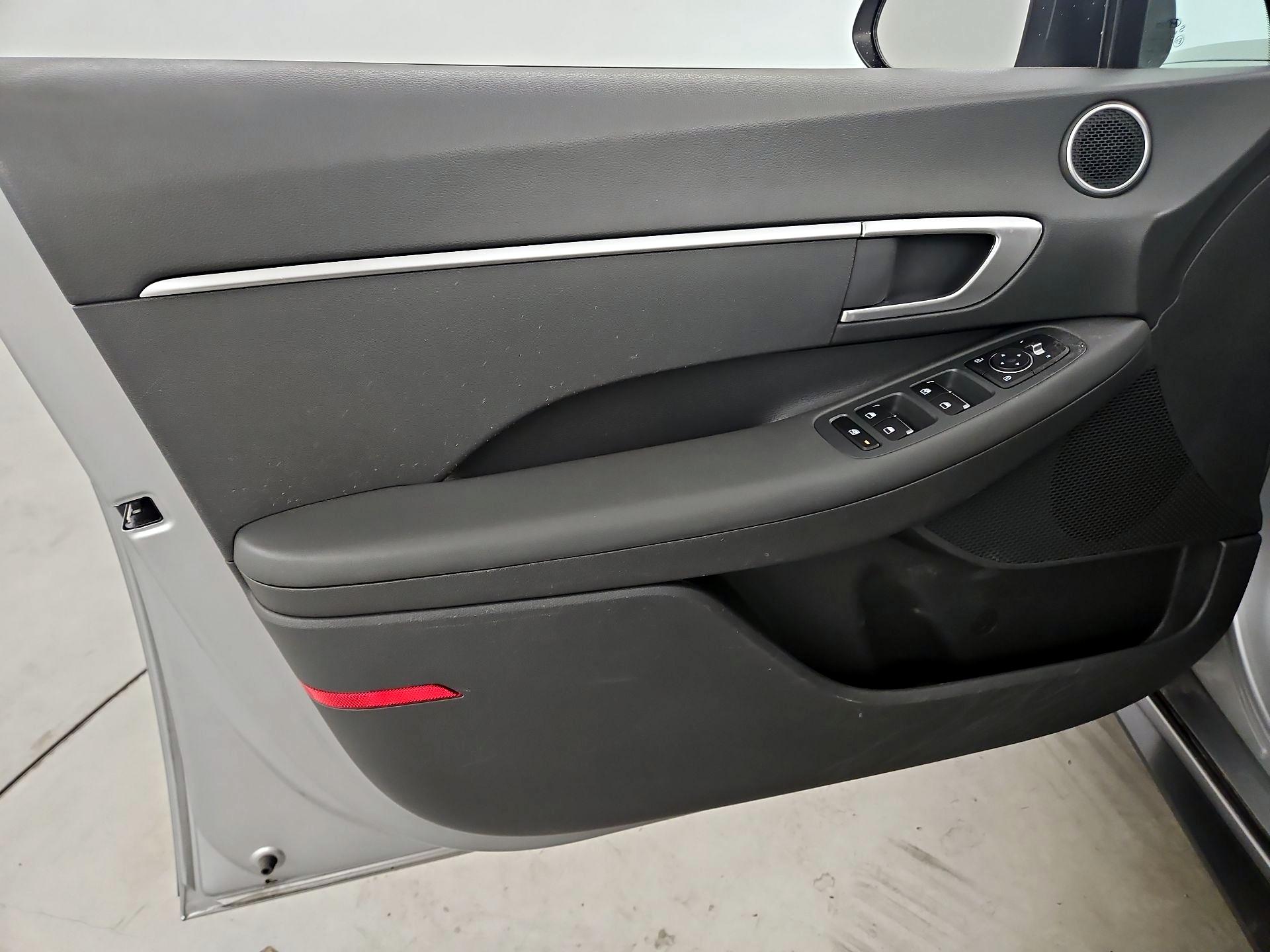 Thumbnail: 2021 Hyundai Sonata - 12