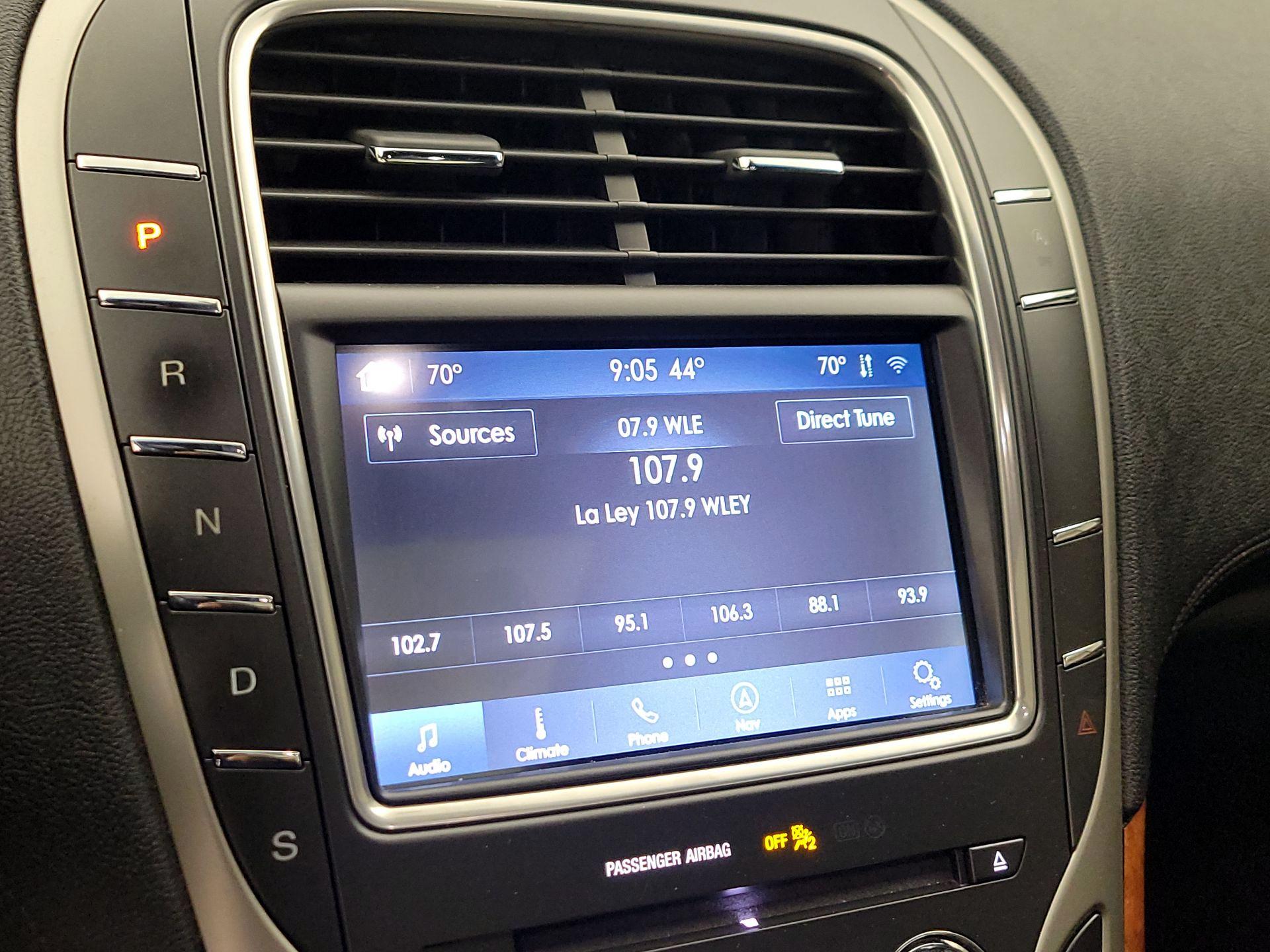 Thumbnail: 2020 Lincoln Nautilus - 15