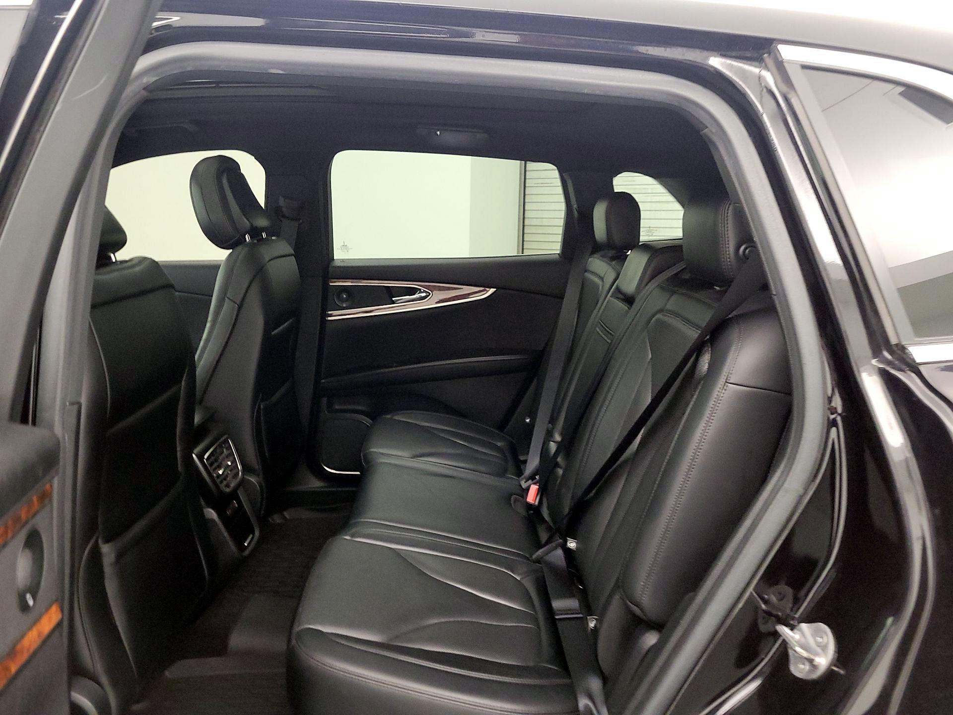 Thumbnail: 2020 Lincoln Nautilus - 20