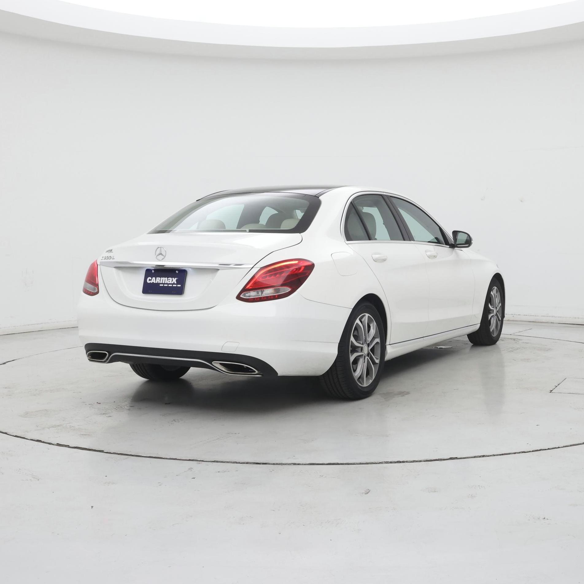 Thumbnail: 2016 Mercedes-Benz C-Class - 8