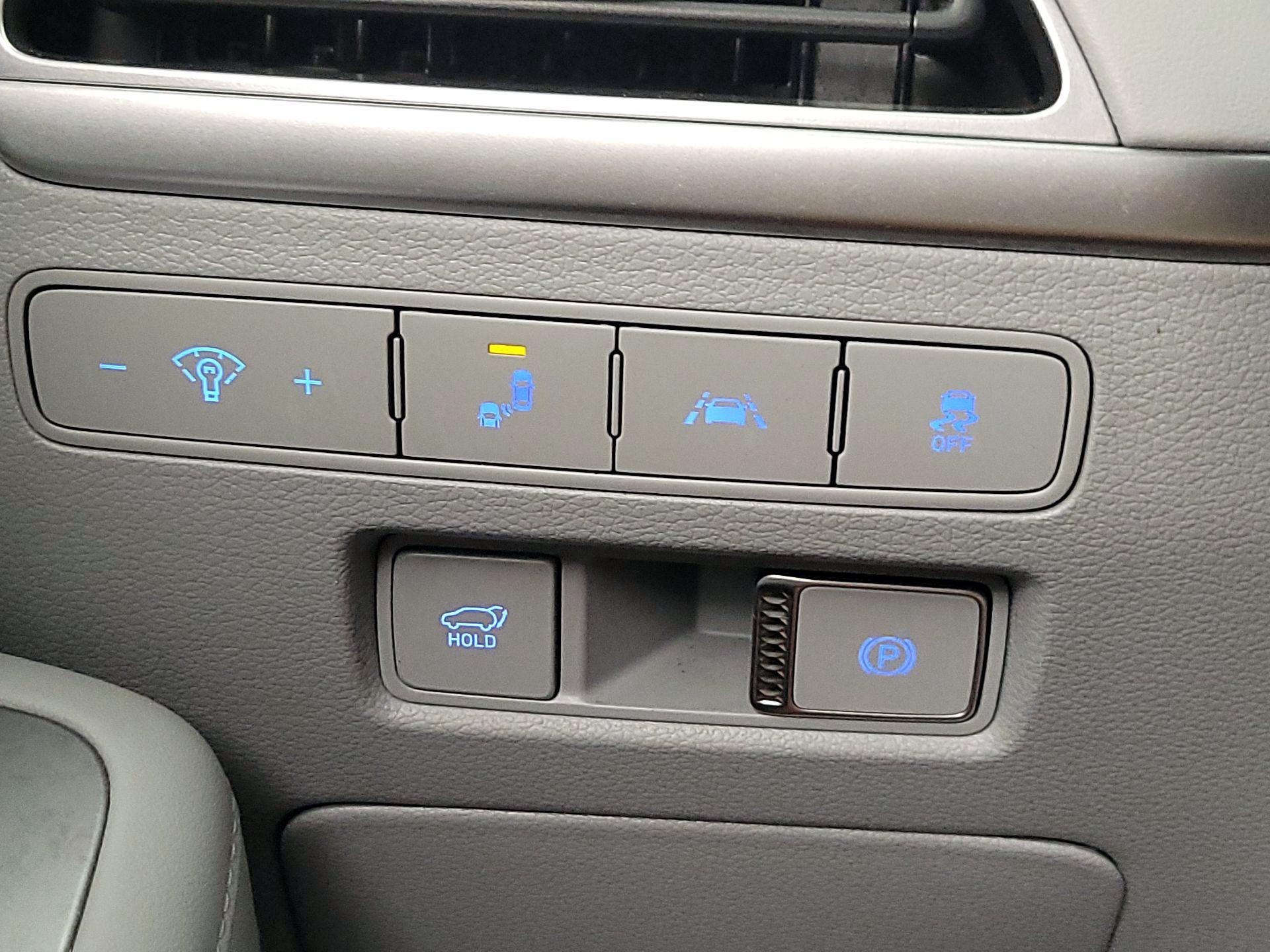 Thumbnail: 2022 Hyundai Palisade - 13