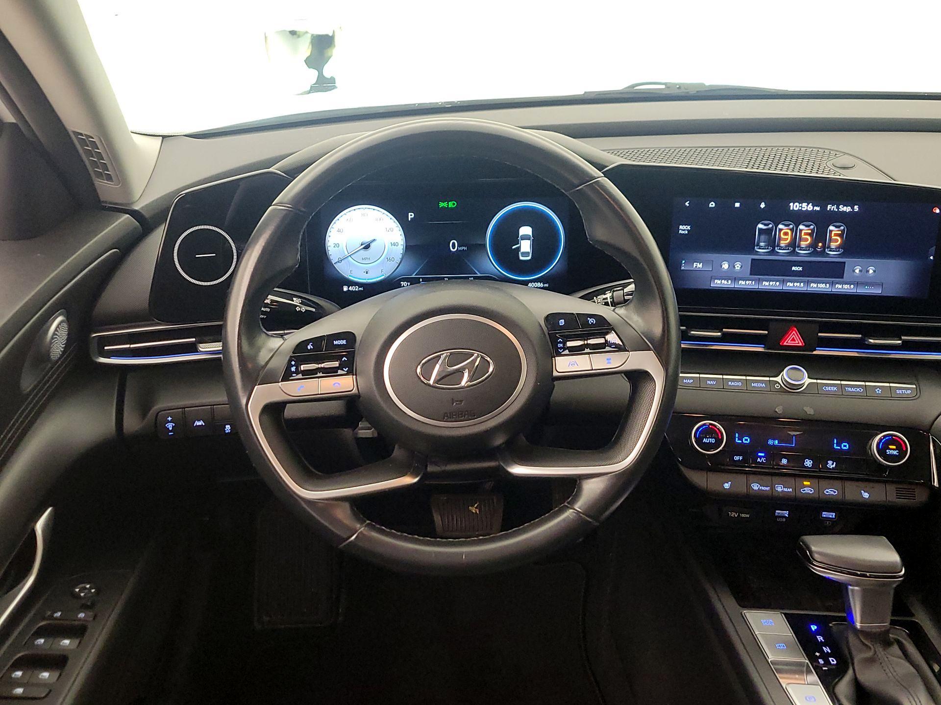 Thumbnail: 2021 Hyundai Elantra - 10