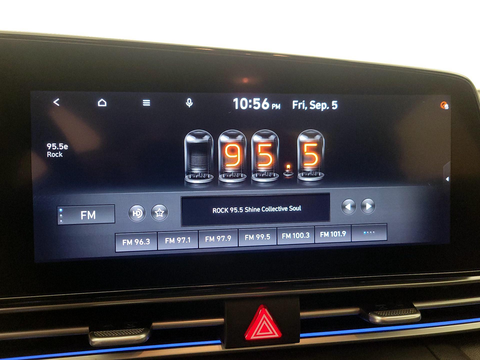Thumbnail: 2021 Hyundai Elantra - 15