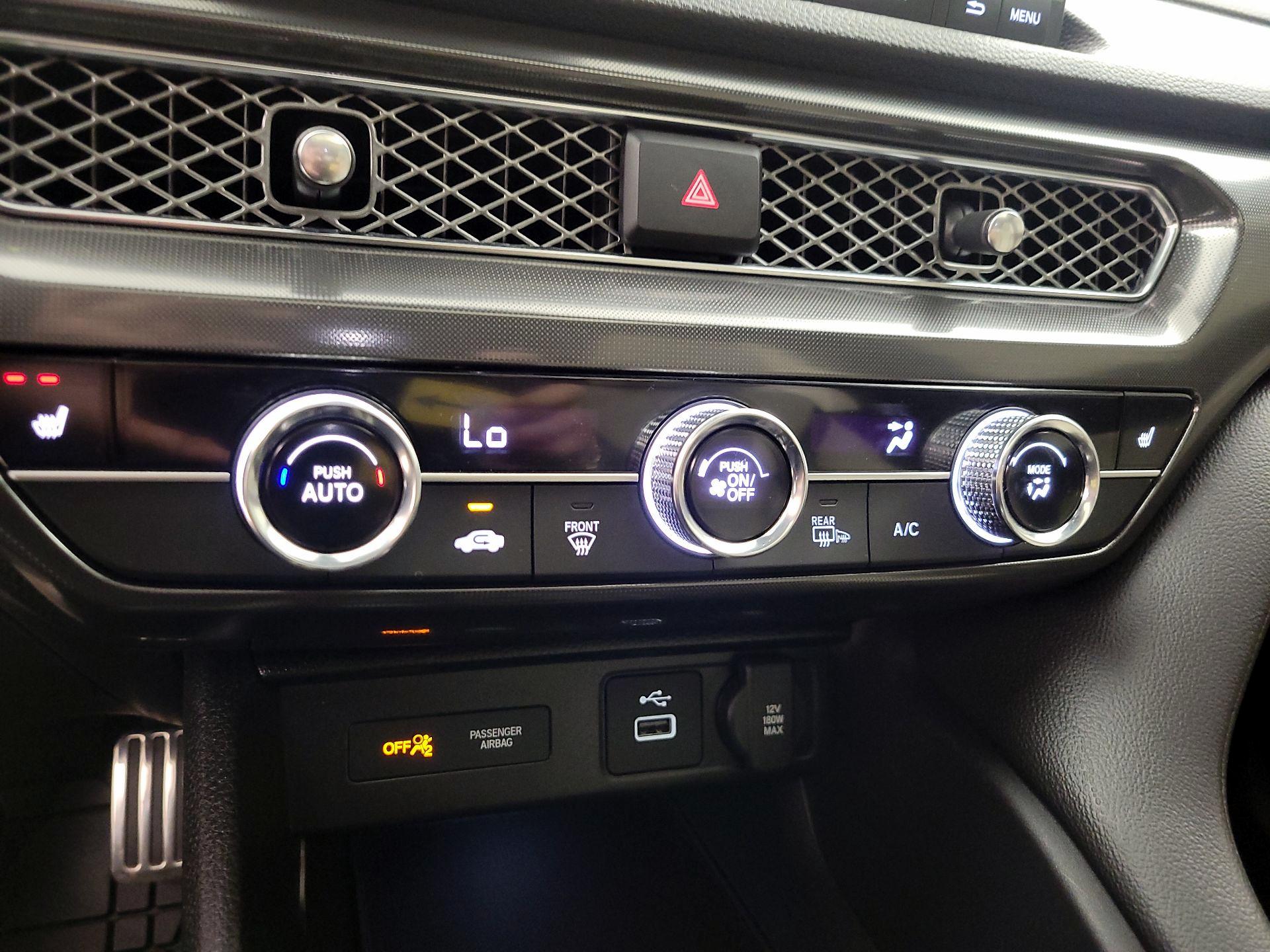 Thumbnail: 2023 Acura Integra - 16