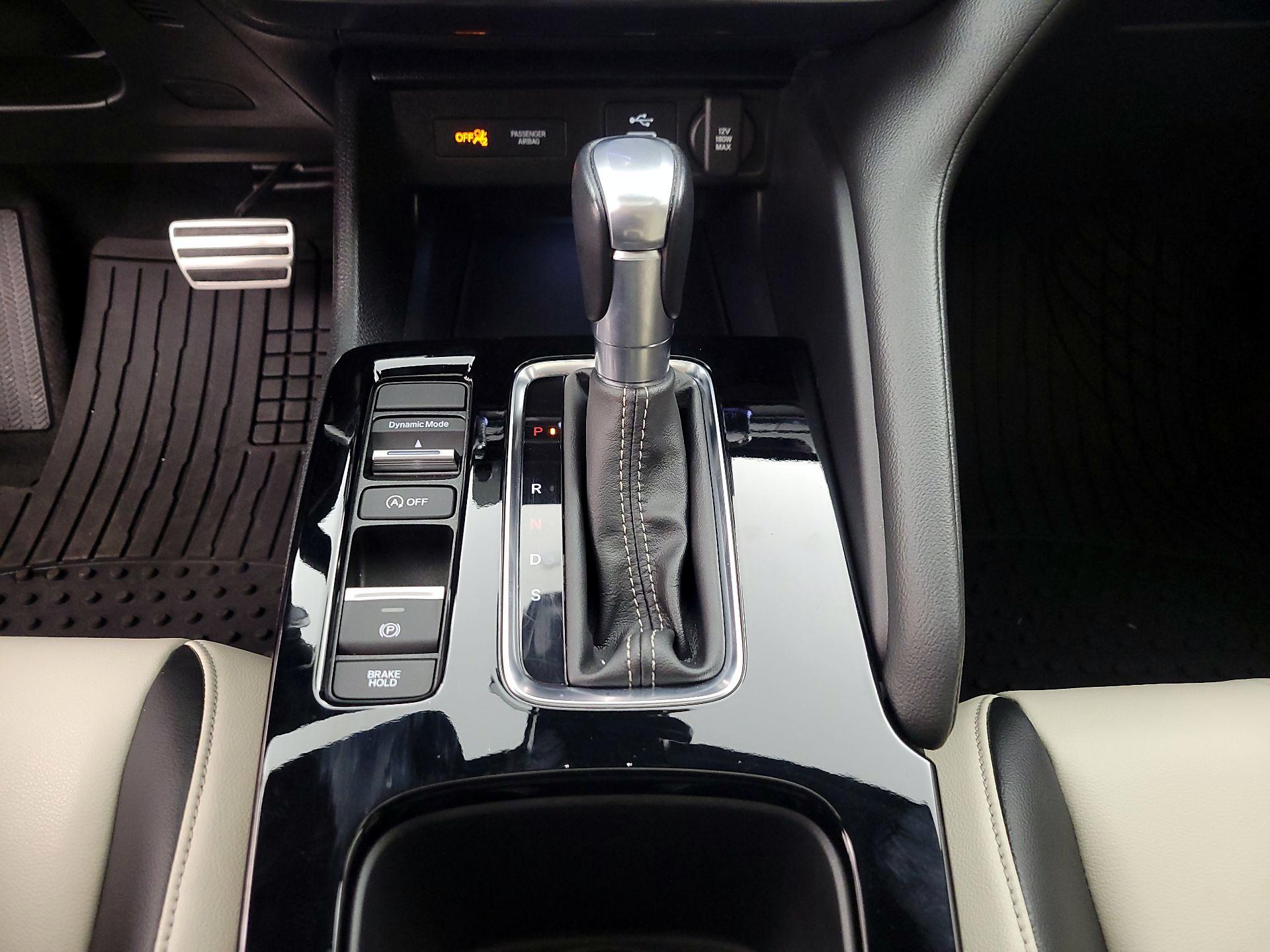 Thumbnail: 2023 Acura Integra - 17