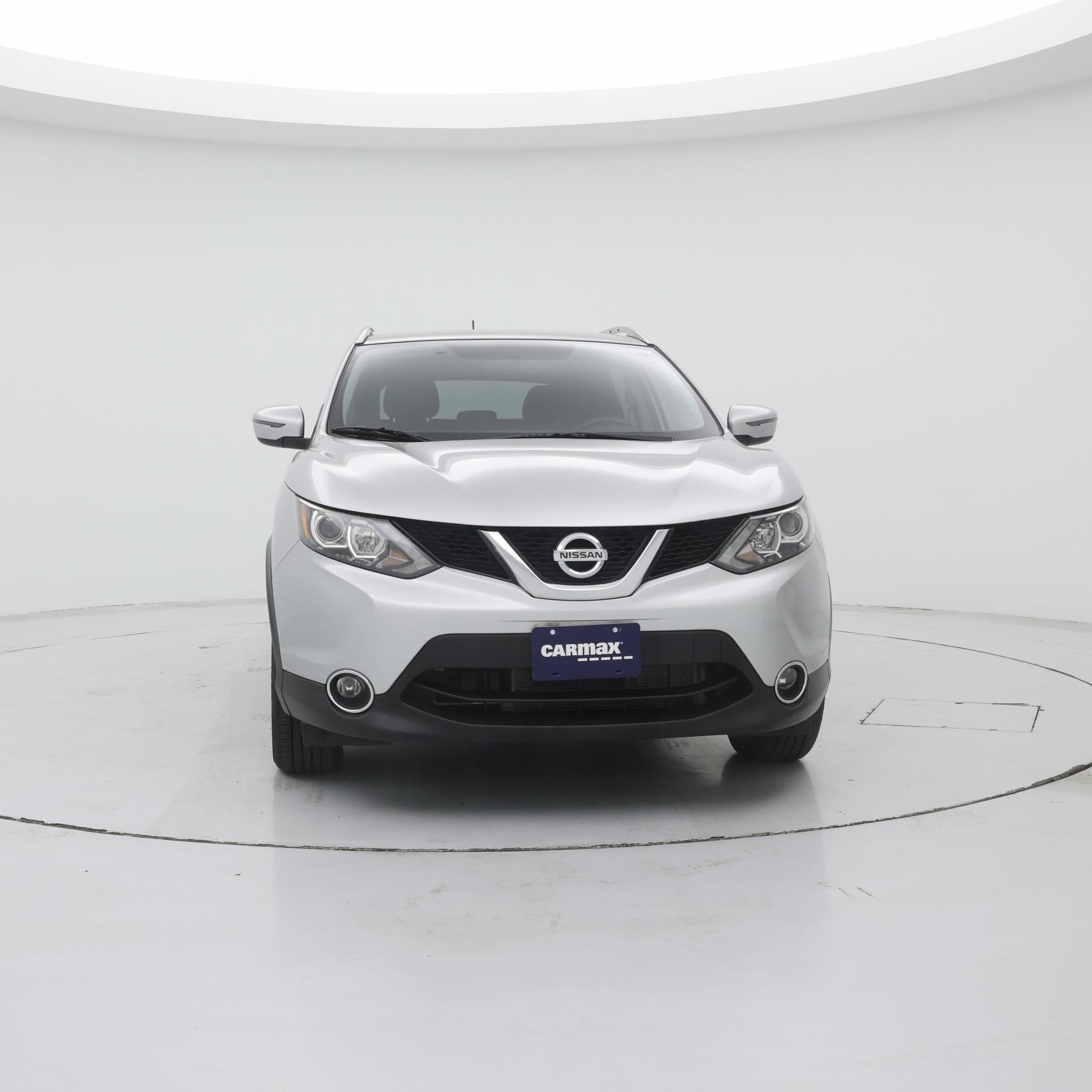 Thumbnail: 2017 Nissan Rogue Sport - 5