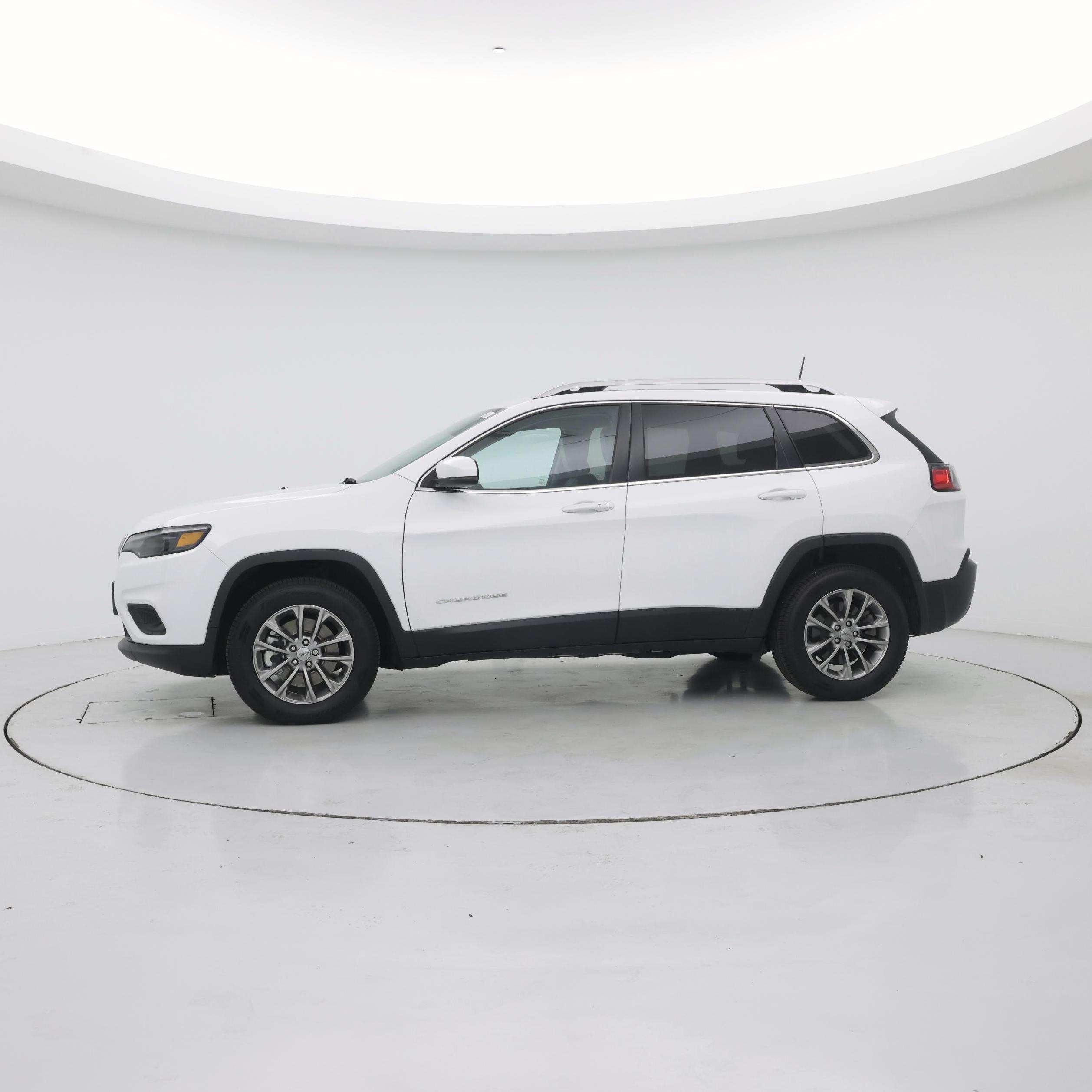 Thumbnail: 2020 Jeep Cherokee - 3