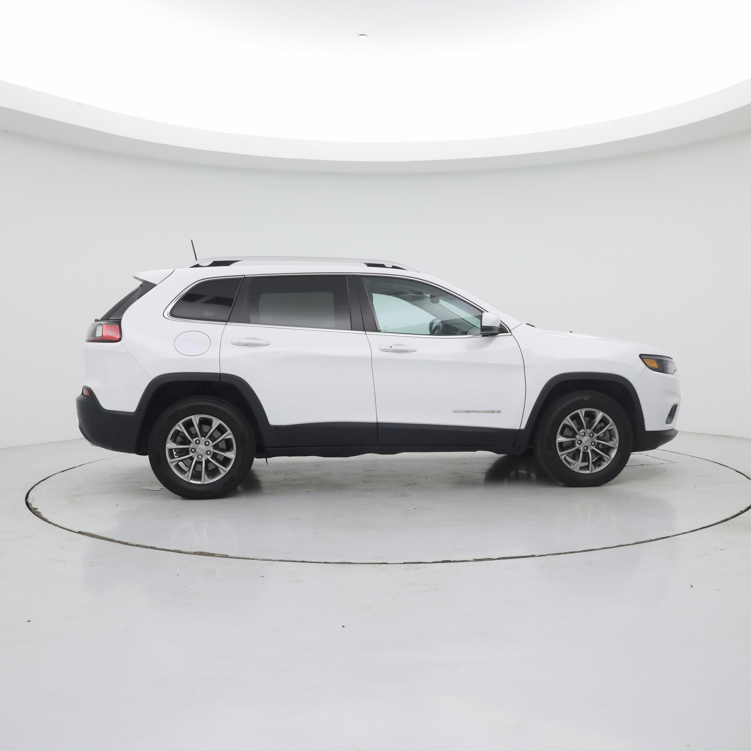 Thumbnail: 2020 Jeep Cherokee - 7