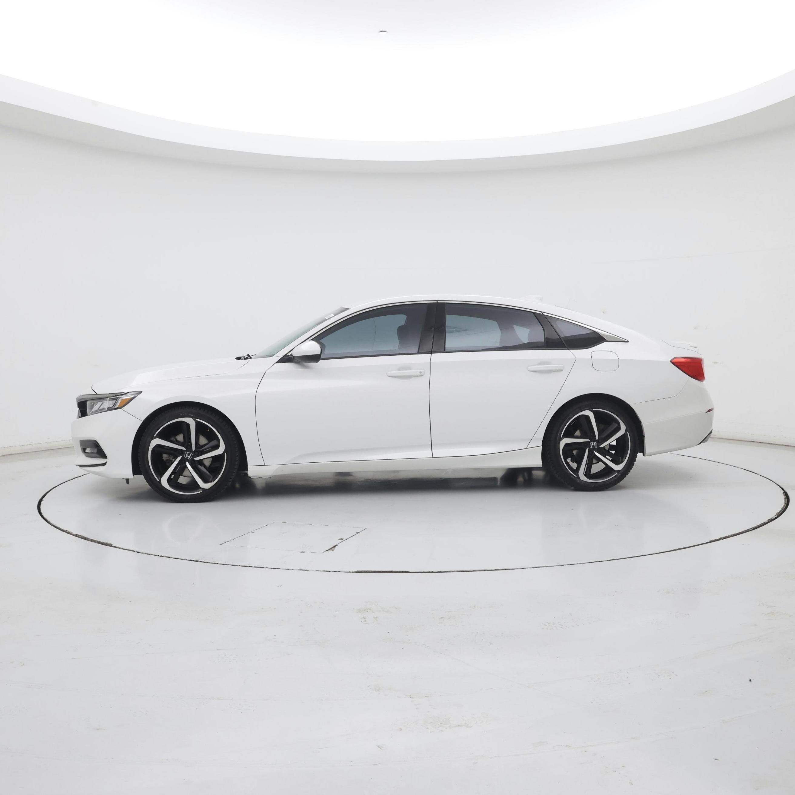 Thumbnail: 2018 Honda Accord - 3