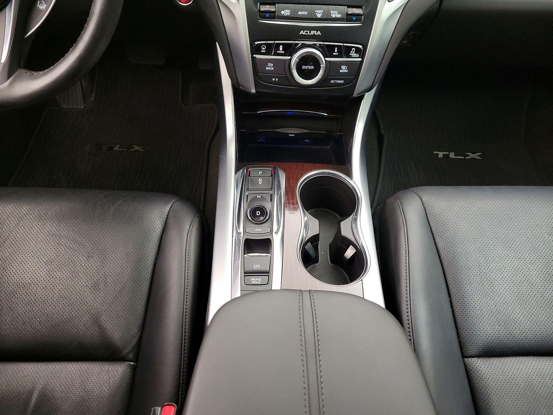Thumbnail: 2016 Acura TLX - 18