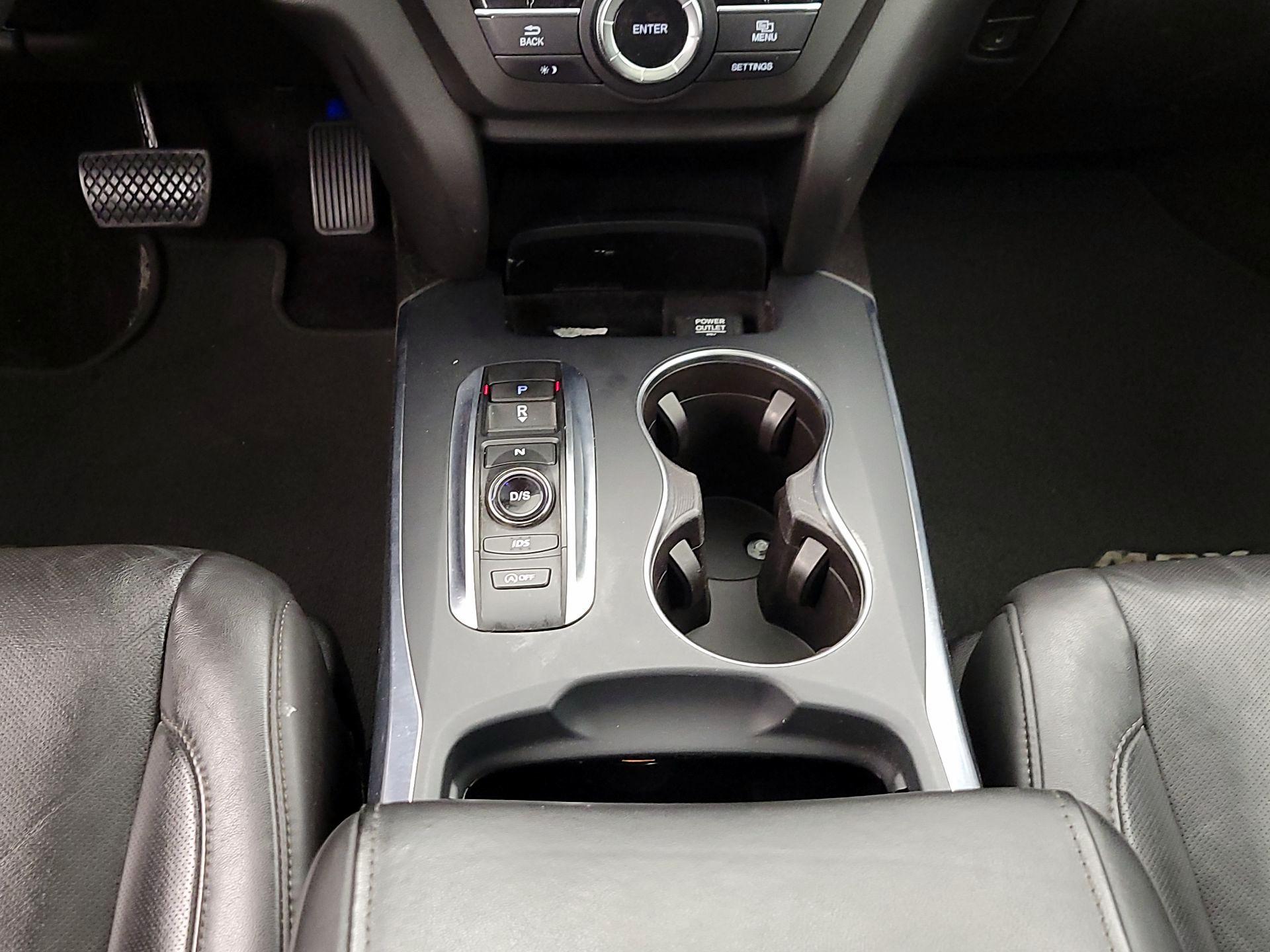 Thumbnail: 2016 Acura MDX - 18