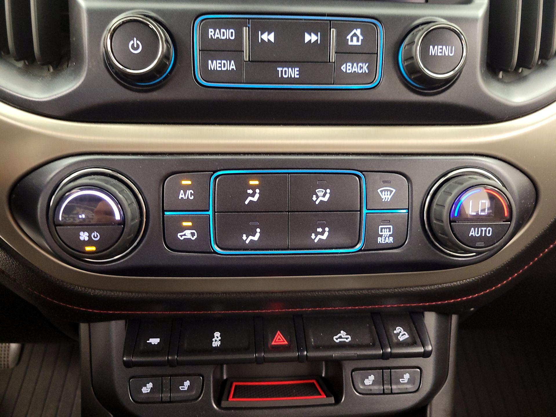 Thumbnail: 2018 GMC Canyon - 16