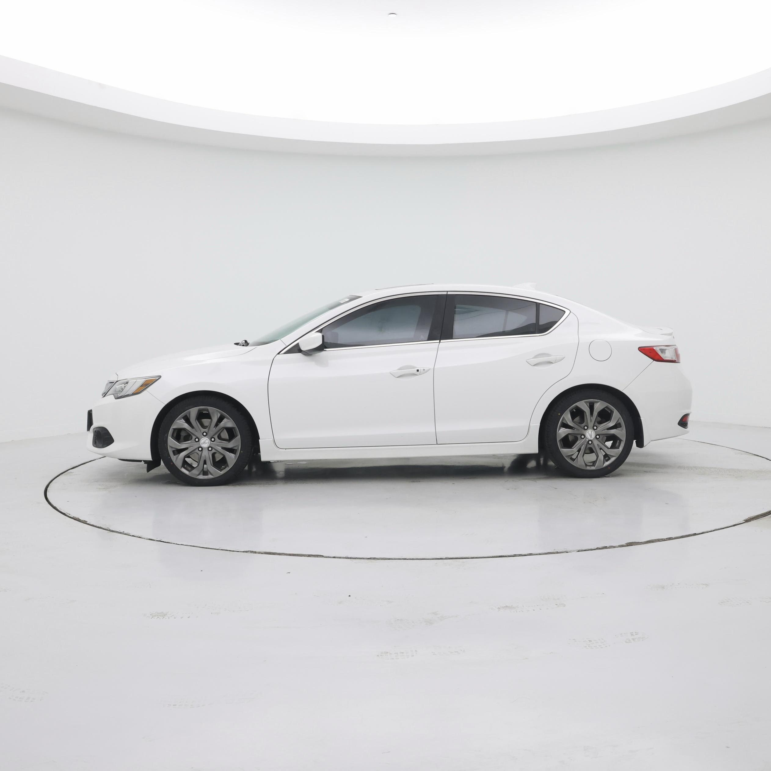Thumbnail: 2016 Acura ILX - 3