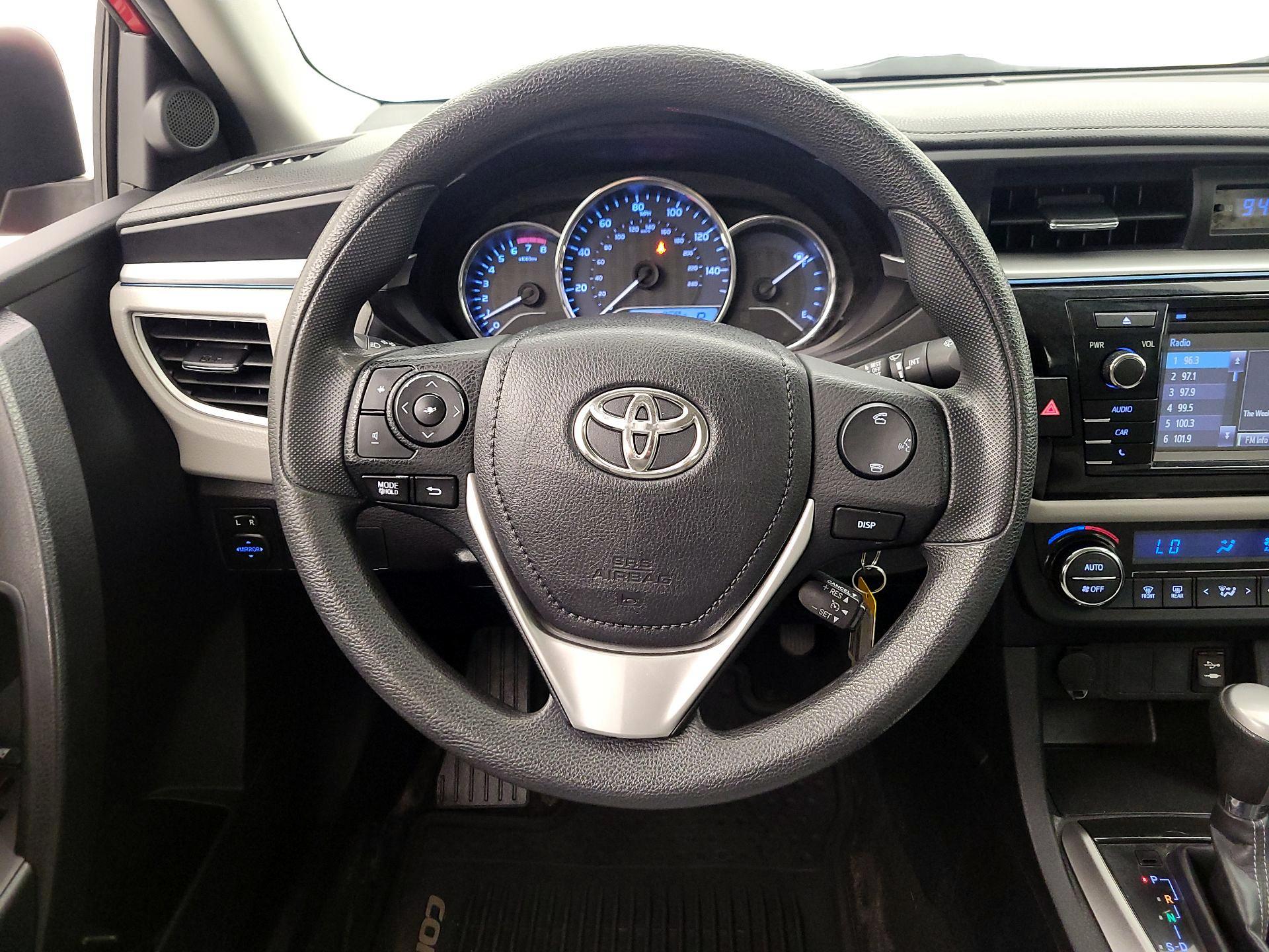 Thumbnail: 2016 Toyota Corolla - 10
