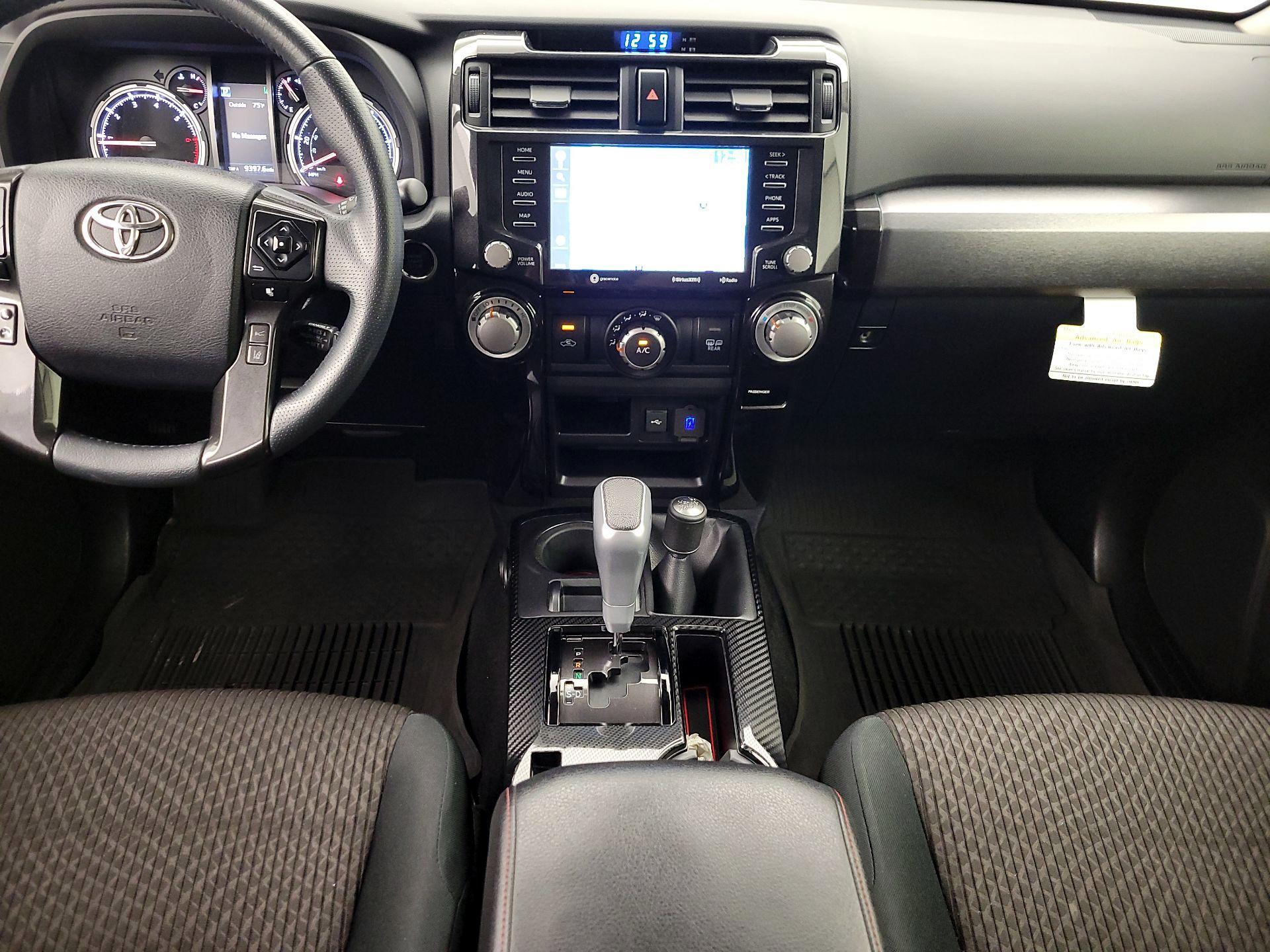 Thumbnail: 2021 Toyota 4Runner - 18