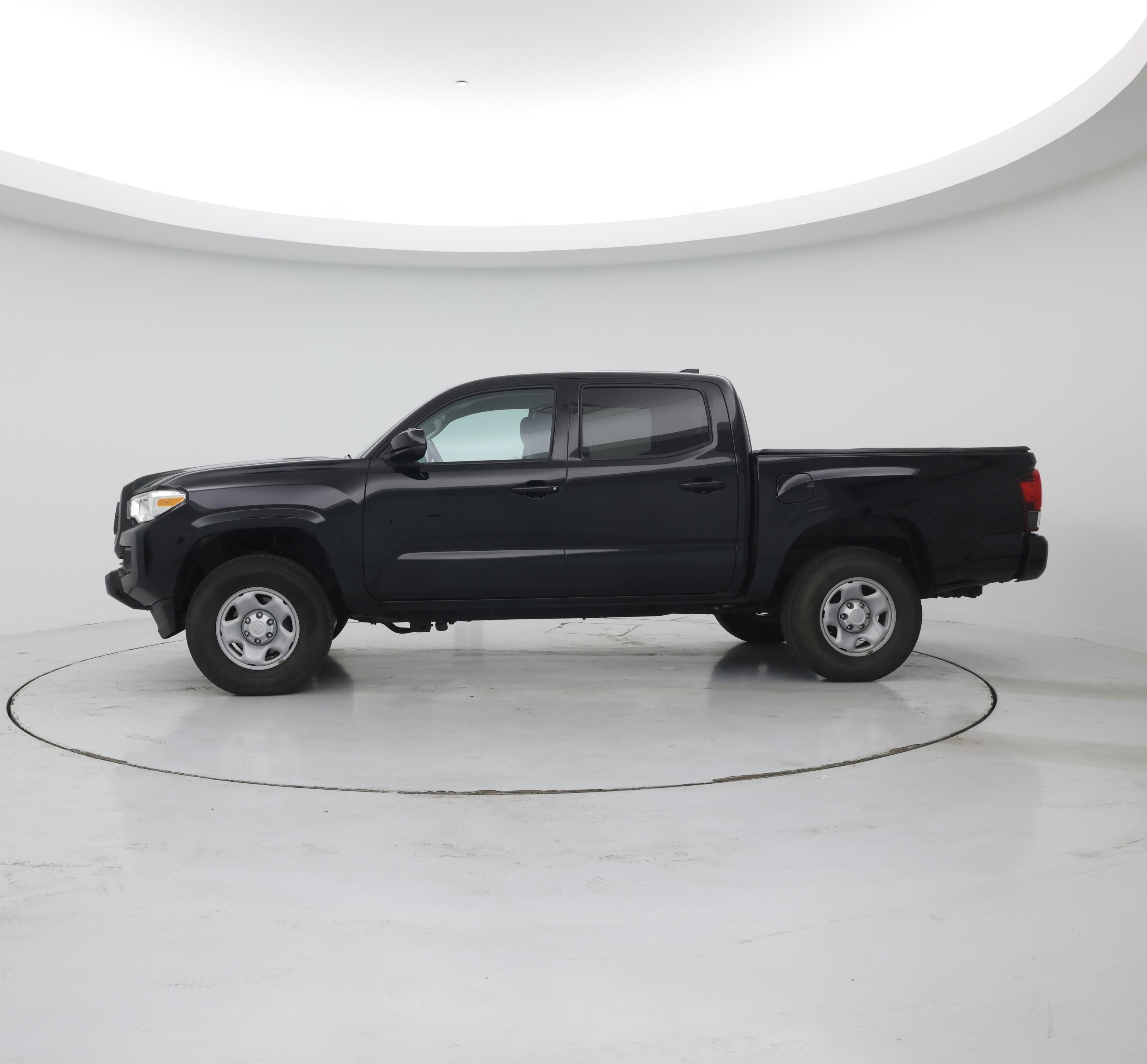 Thumbnail: 2021 Toyota Tacoma - 3