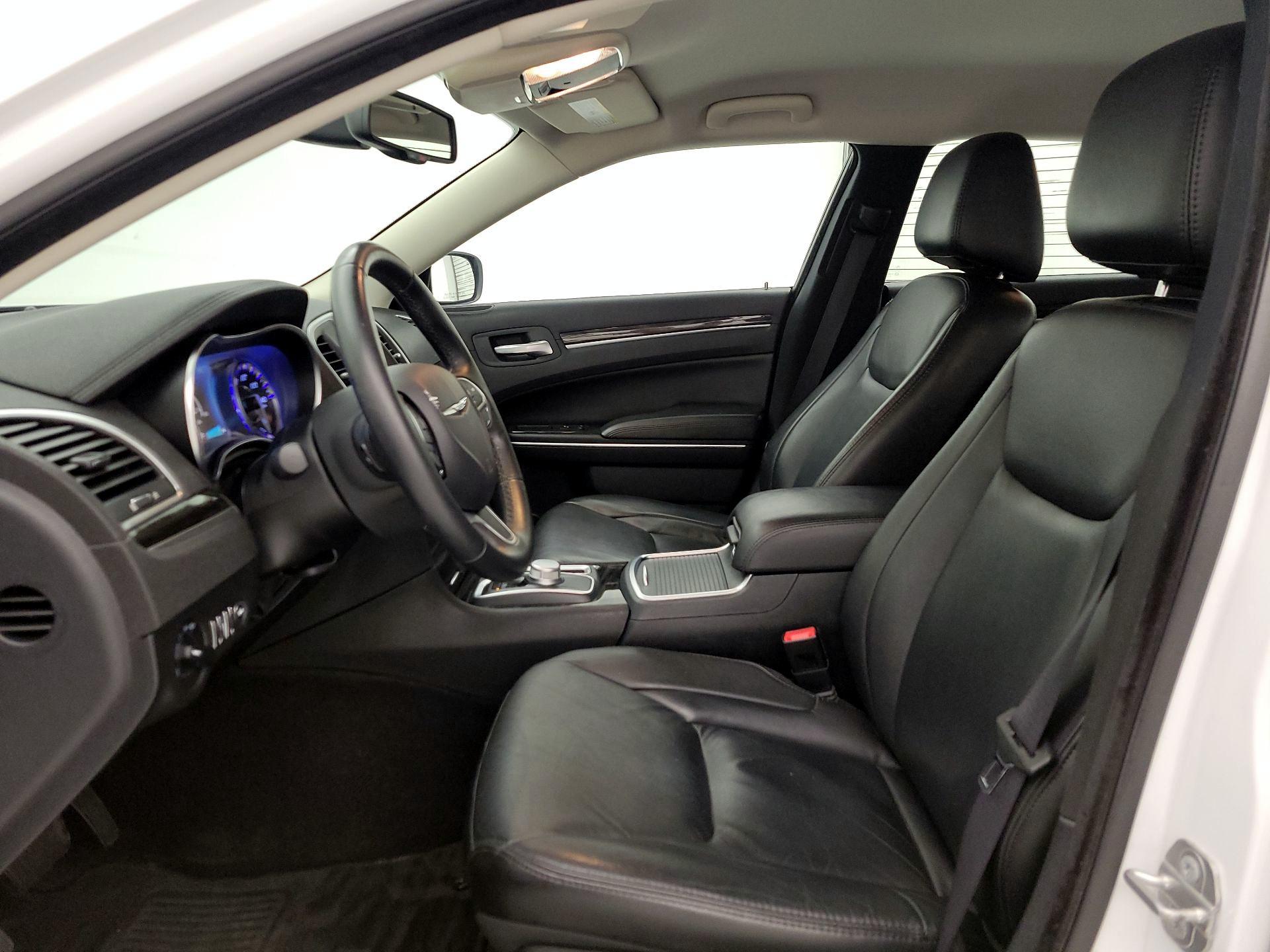 Thumbnail: 2016 Chrysler 300 - 11