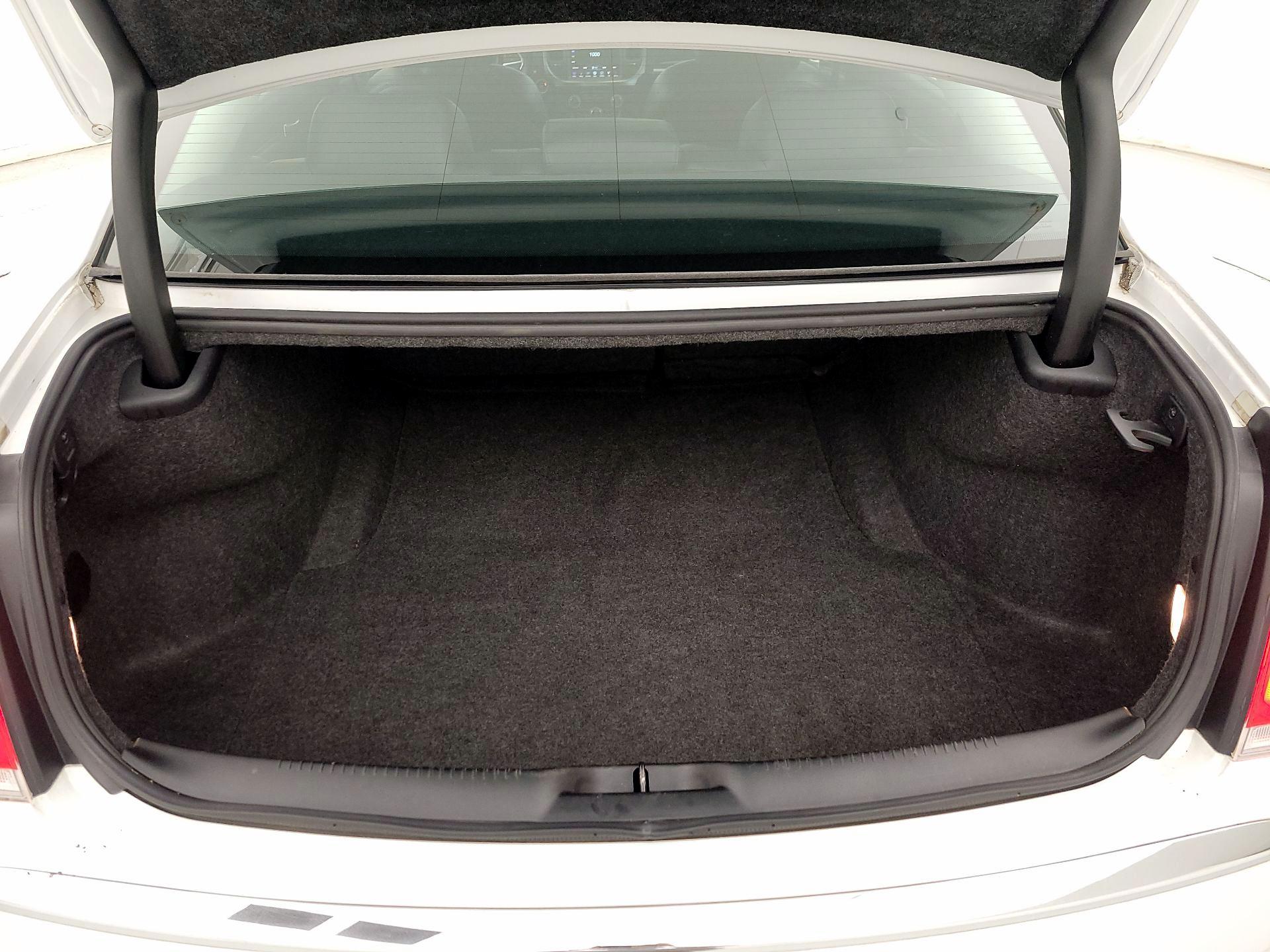 Thumbnail: 2016 Chrysler 300 - 20