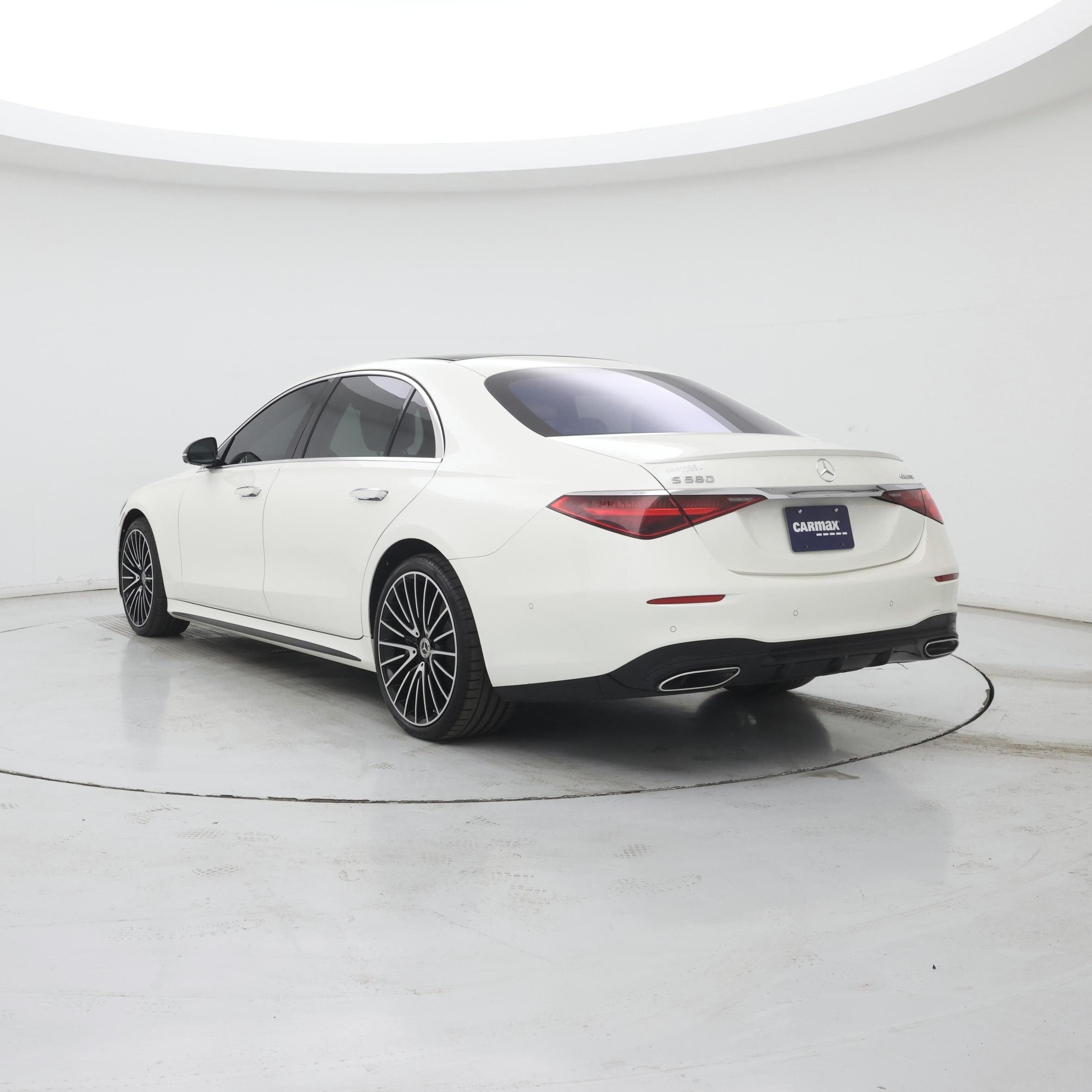 Thumbnail: 2022 Mercedes-Benz S-Class - 2