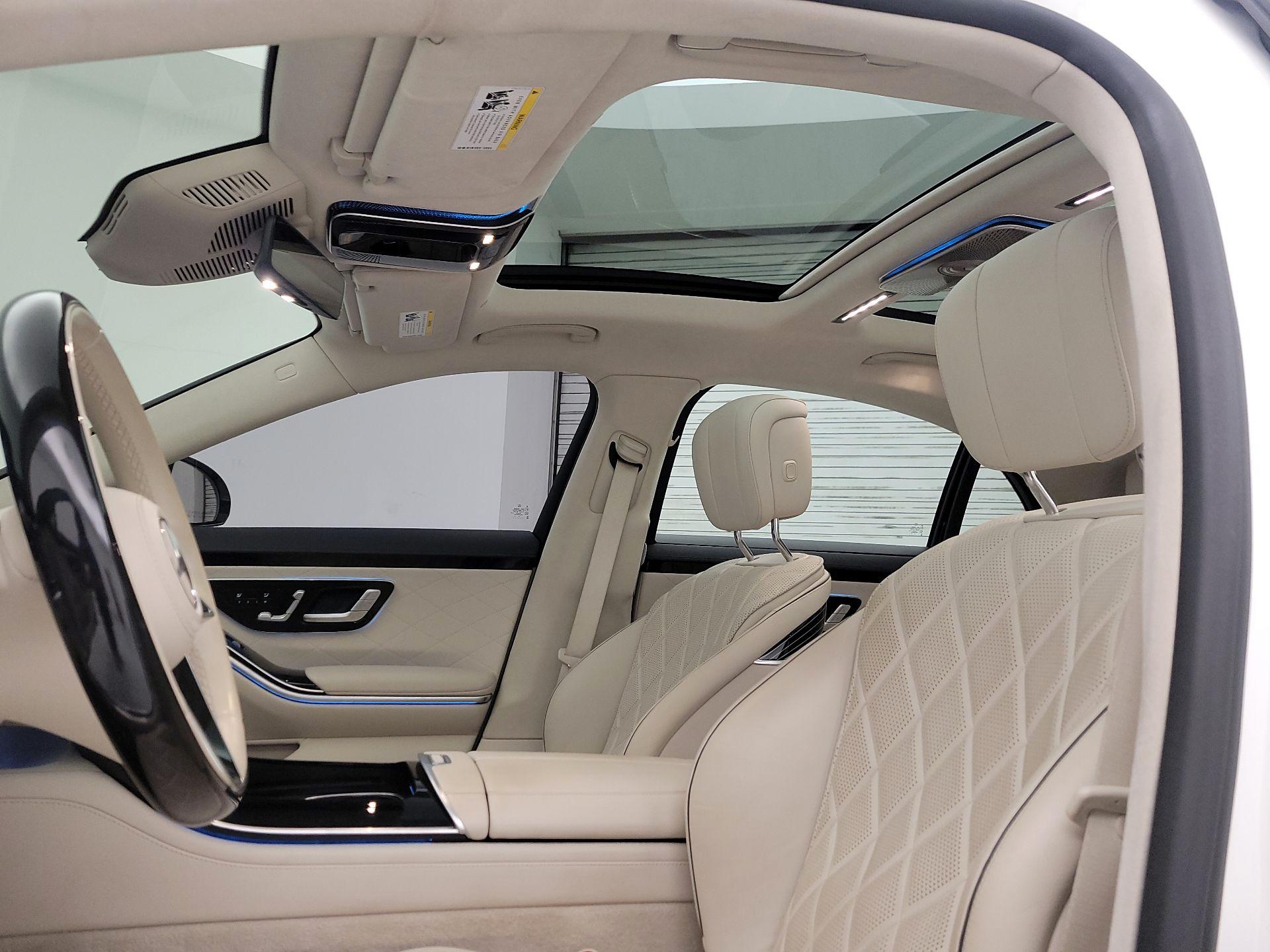 Thumbnail: 2022 Mercedes-Benz S-Class - 20