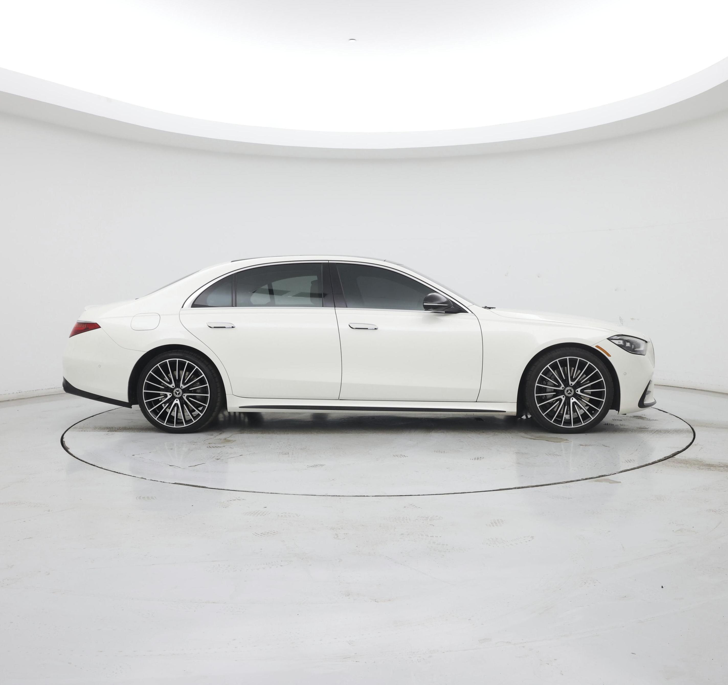 Thumbnail: 2022 Mercedes-Benz S-Class - 7