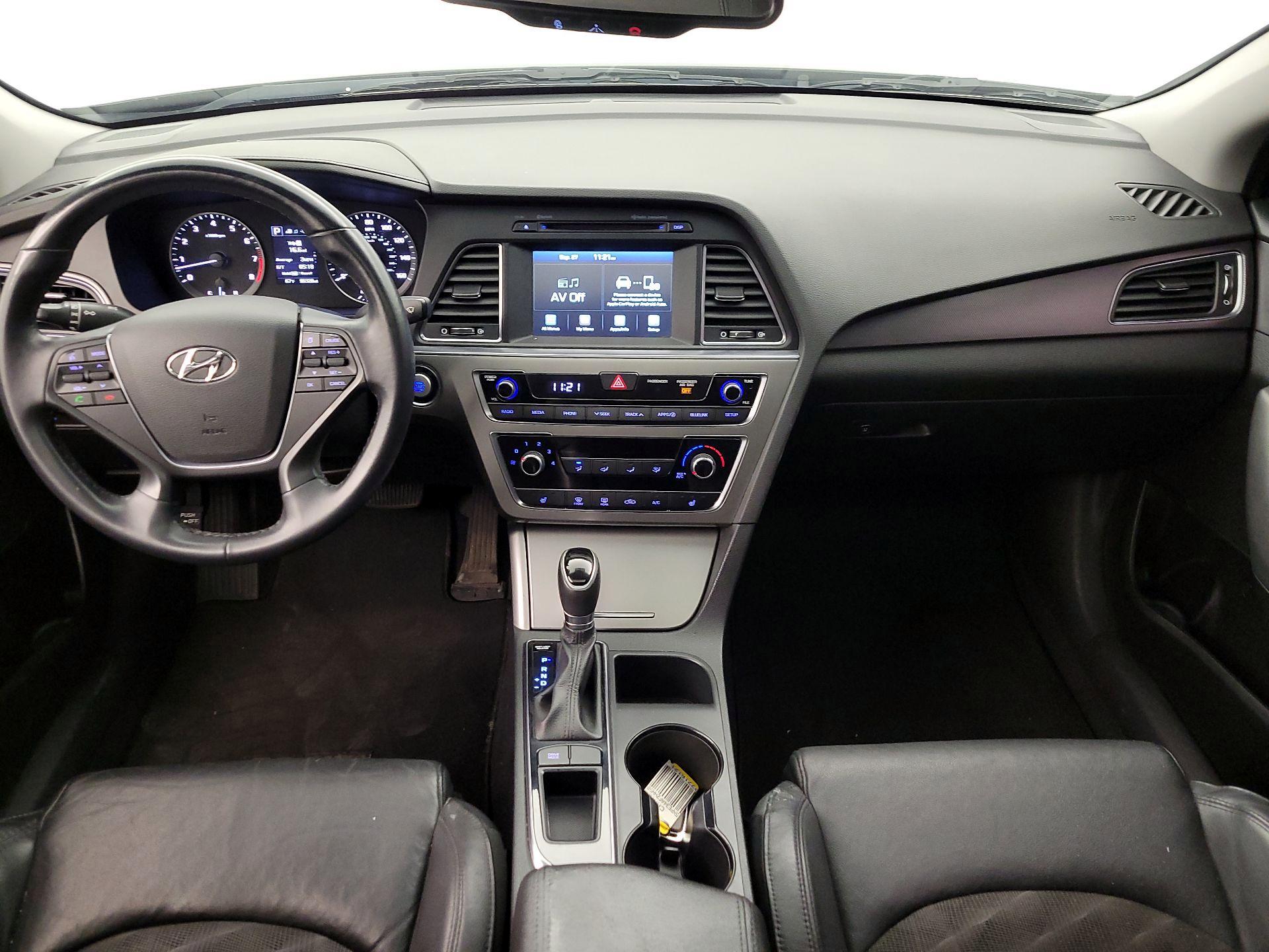 Thumbnail: 2017 Hyundai Sonata - 9